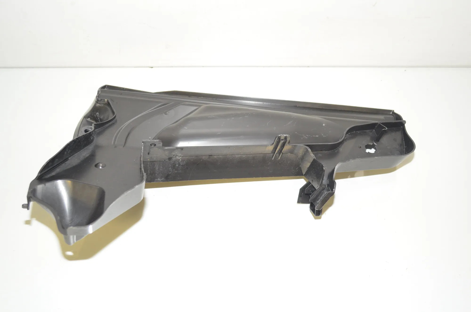 Other Engine Compartment Parts – OEM 9297729 · BMW 3 Gran Turismo (F34) 320 d 2014 – 2
