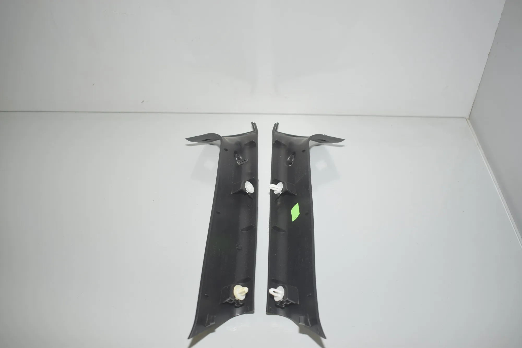 Tailgate Bootlid Trim – OEM 7315765 · BMW i3 (I01) Electric 2019 – 2
