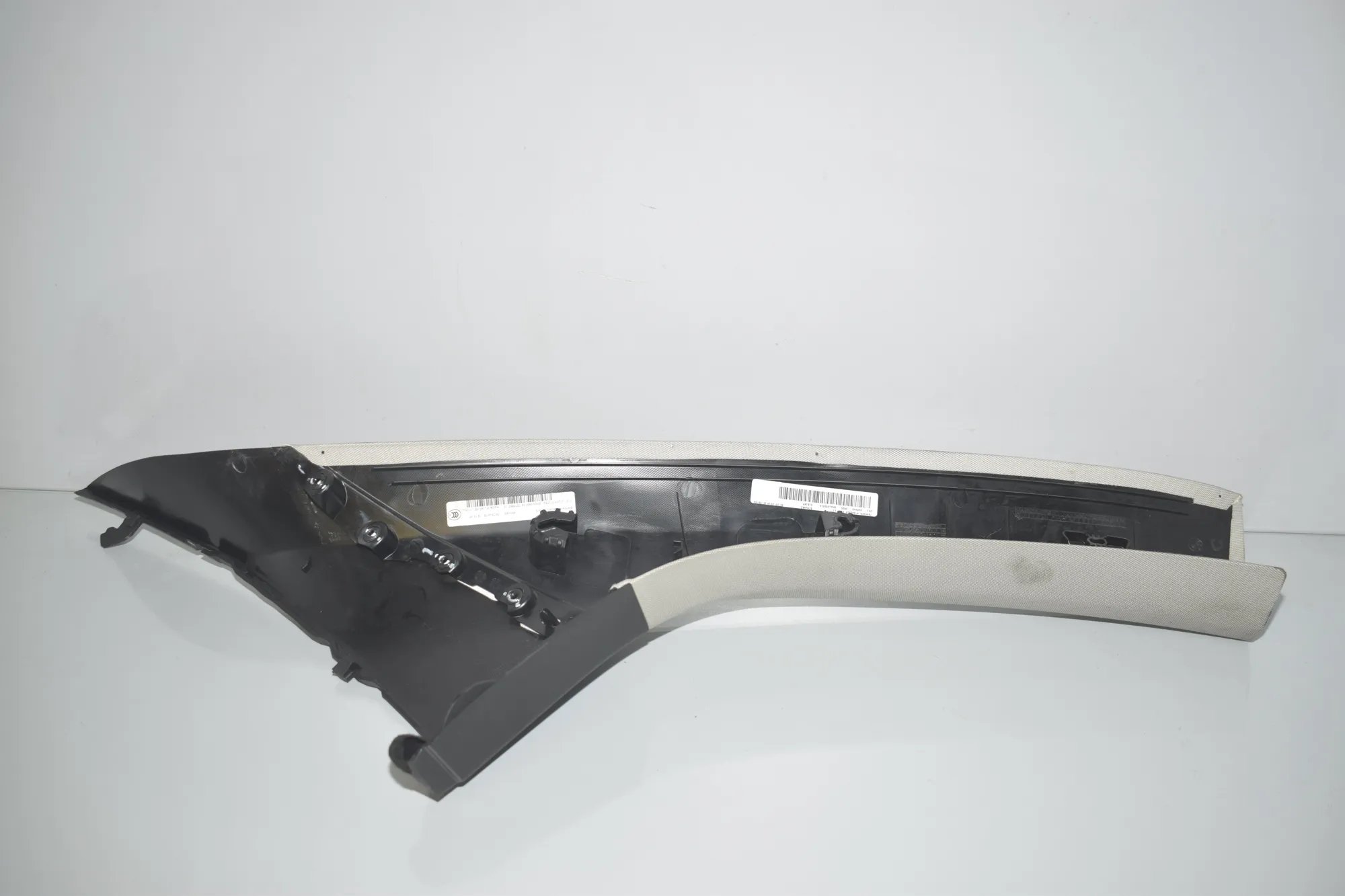 Front Left A Pillar Trim – OEM 7275667 · BMW i3 (I01) Electric 2019 – 3