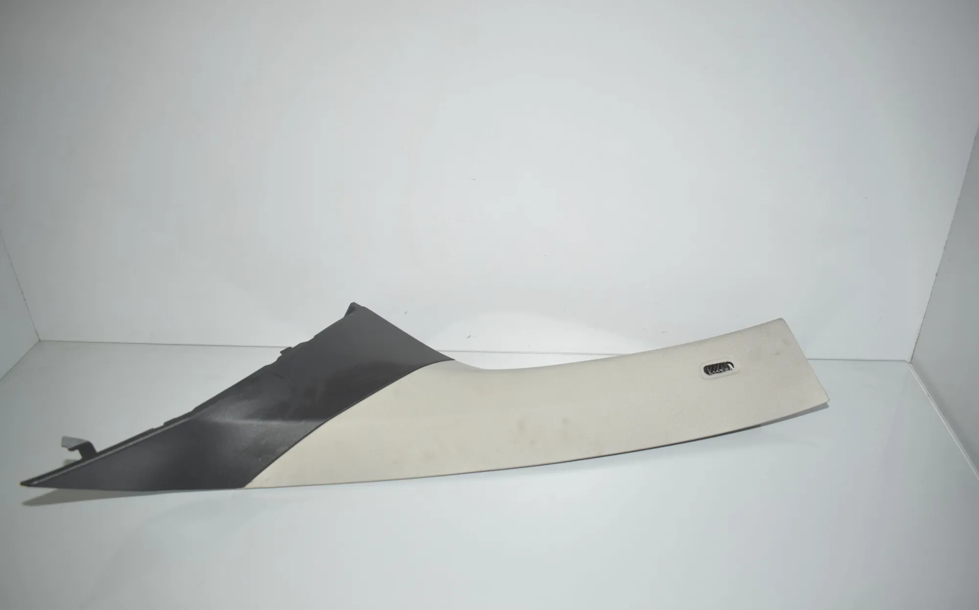 Front Left A Pillar Trim – OEM 7275667 · BMW i3 (I01) Electric 2019