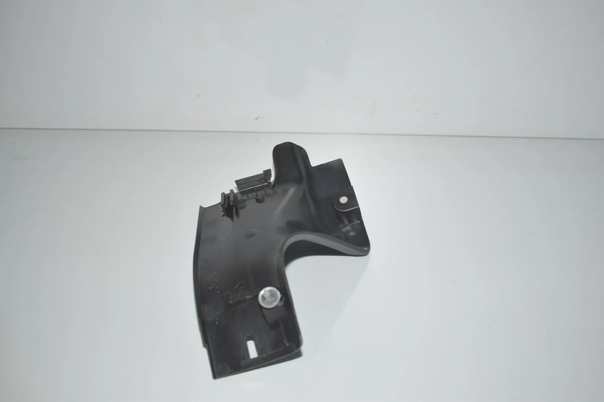 Rear Left Interior Step Trim – OEM 7272381 · BMW i3 (I01) Electric 2019 – 2