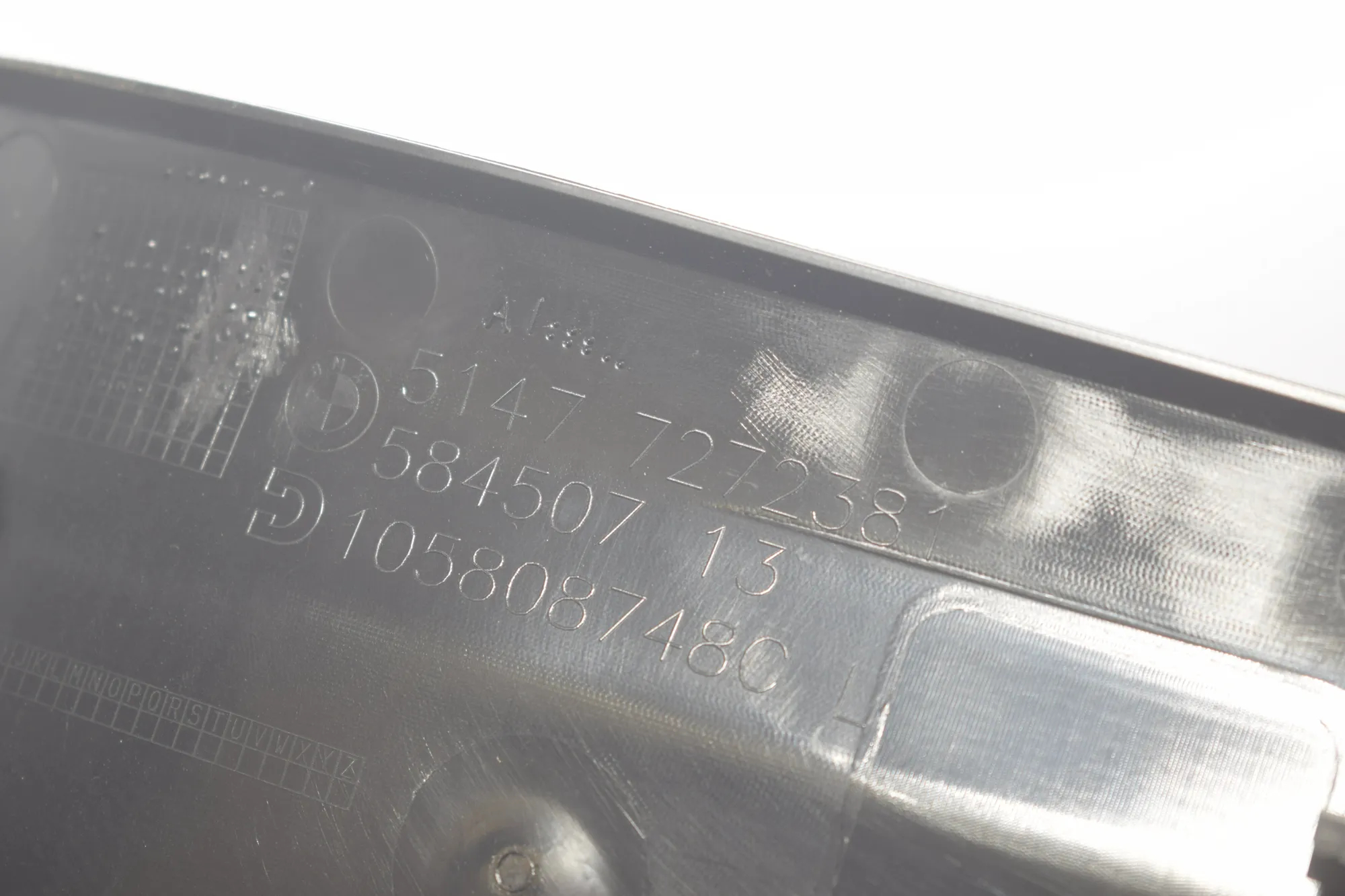 Rear Left Interior Step Trim – OEM 7272381 · BMW i3 (I01) Electric 2019 – 5