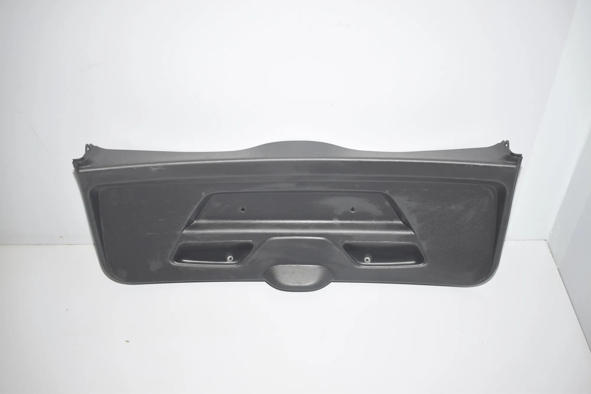 Tailgate Bootlid Cover Trim – OEM 7305089 · BMW i3 (I01) Electric 2019 – 2
