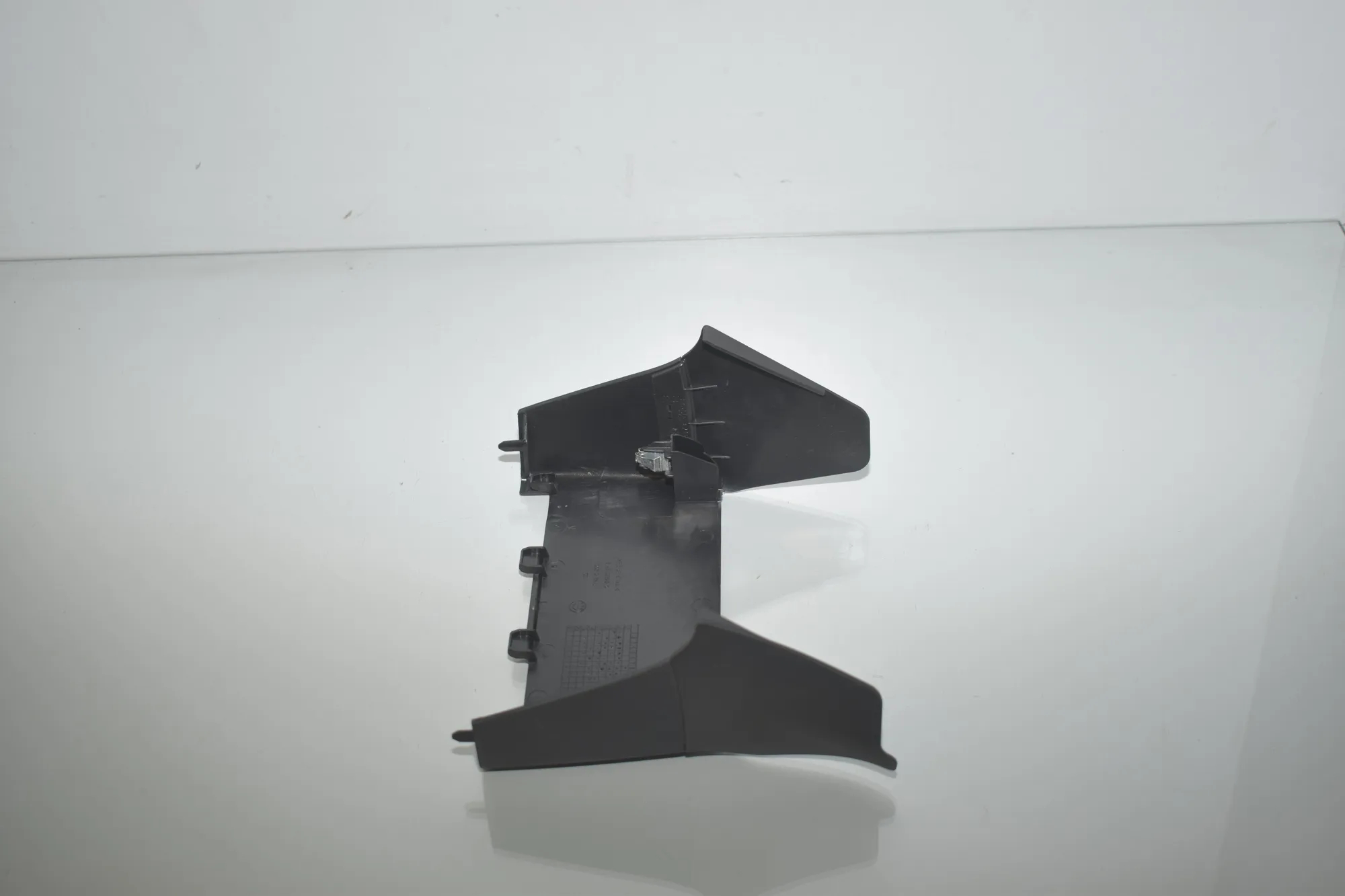Steering Mechanism Trim – OEM 9282940 · BMW i3 (I01) Electric 2019 – 3