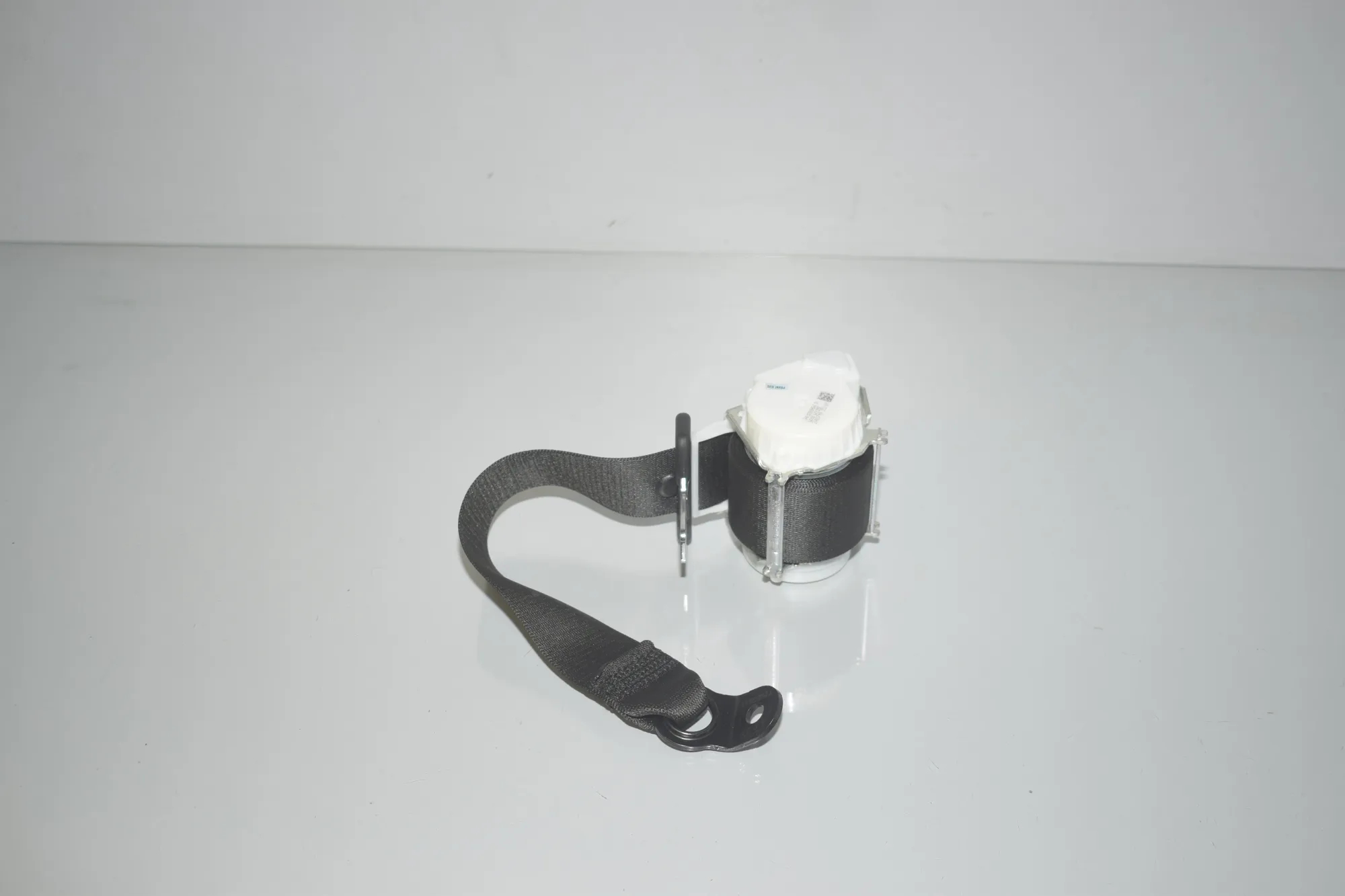 Rear Left Seatbelt – OEM 7305643 · BMW i3 (I01) Electric 2019 – 3
