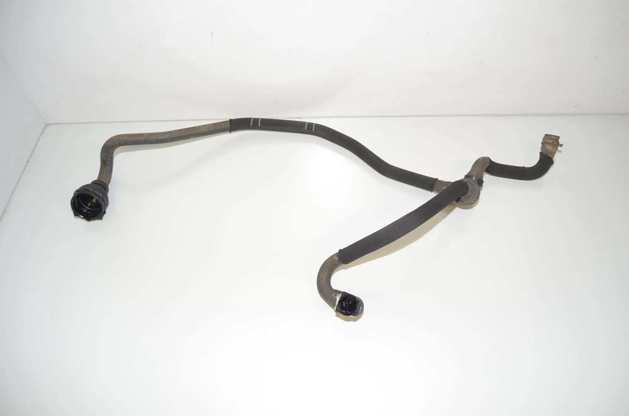 Coolant Hose Pipe – OEM 7616030 · BMW i3 (I01) Electric 2019