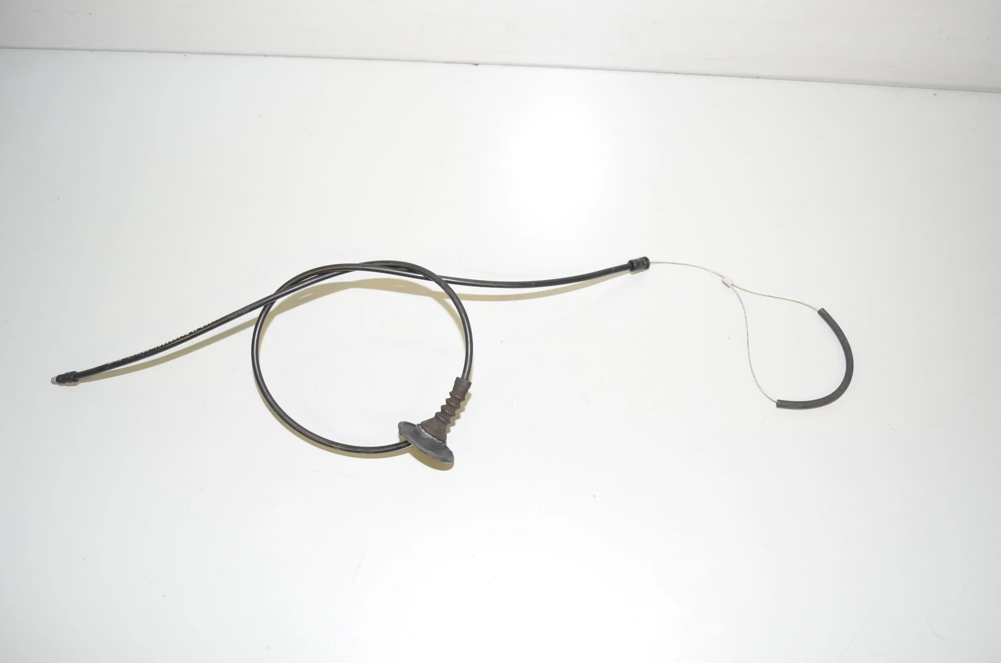 Bonnet Lock Cable – OEM 7299165 · BMW i3 (I01) Electric 2019 – 2