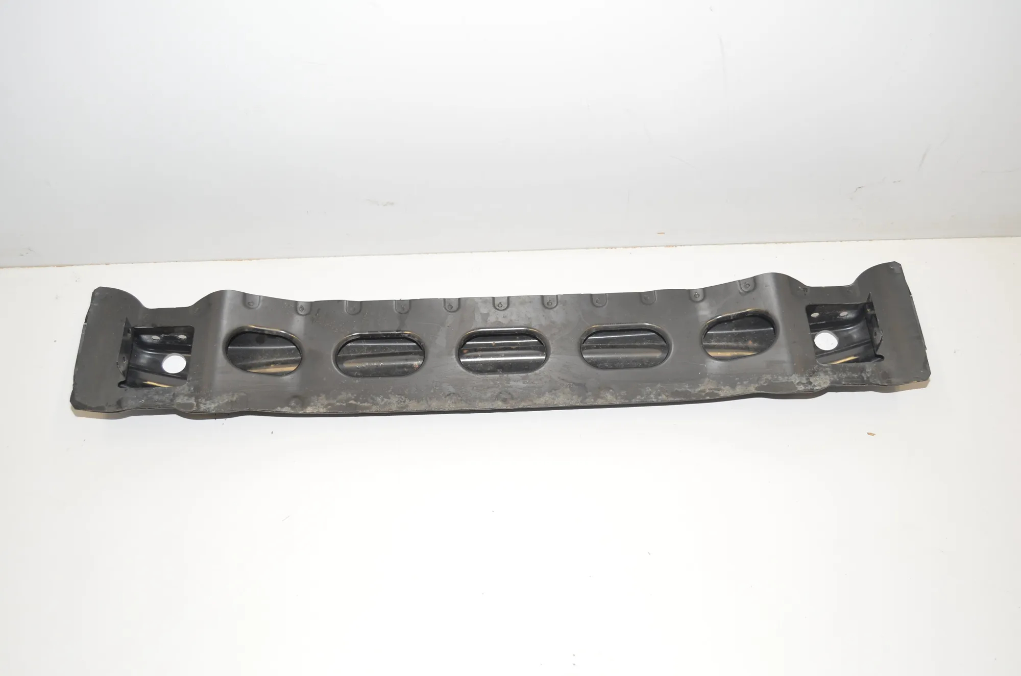 Rear Crash Reinforcement Bar – OEM 7296780 · BMW i3 (I01) Electric 2019 – 3