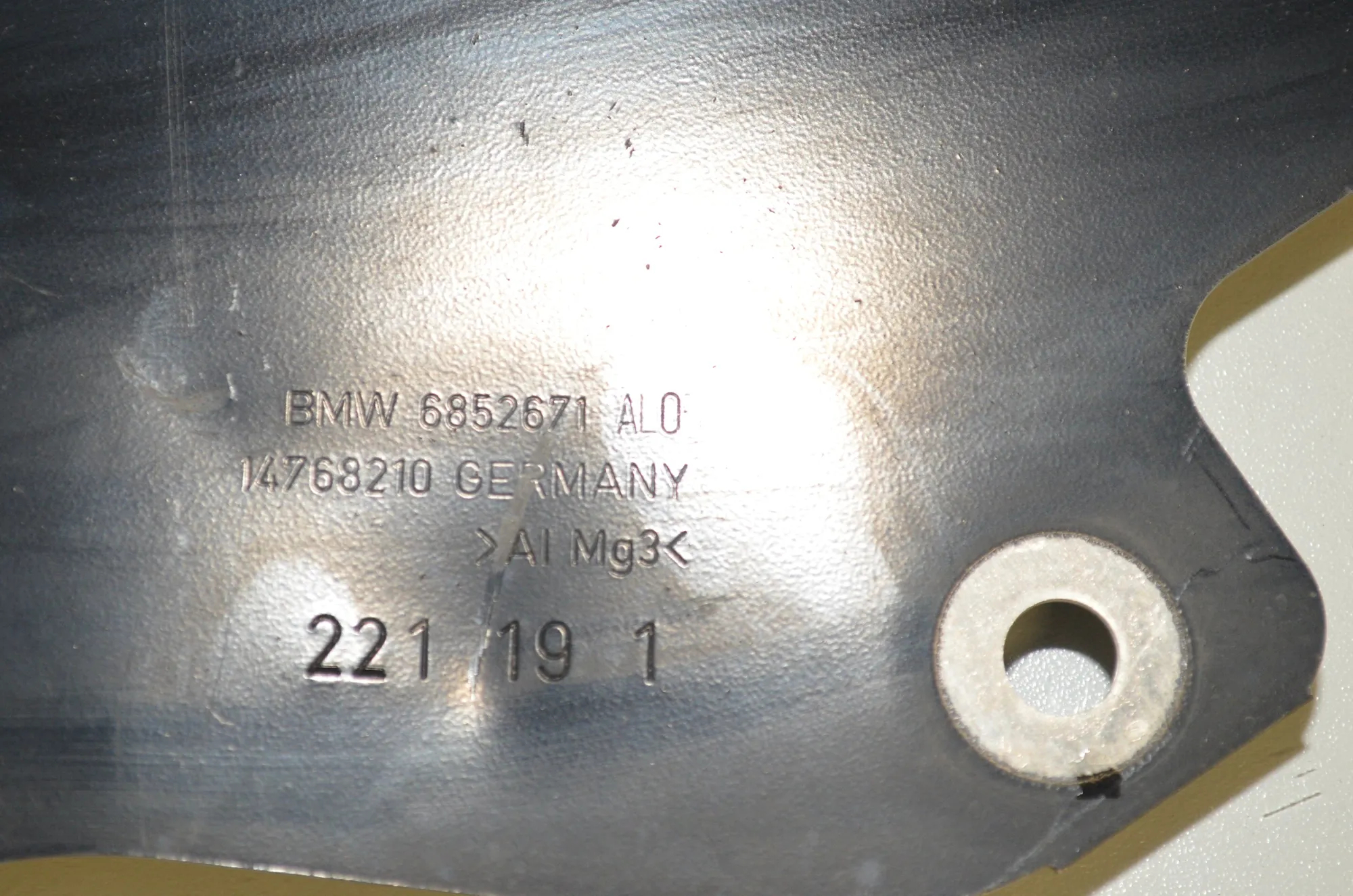 Other Underbody Cover – OEM 6852671 · BMW i3 (I01) Electric 2019 – 4