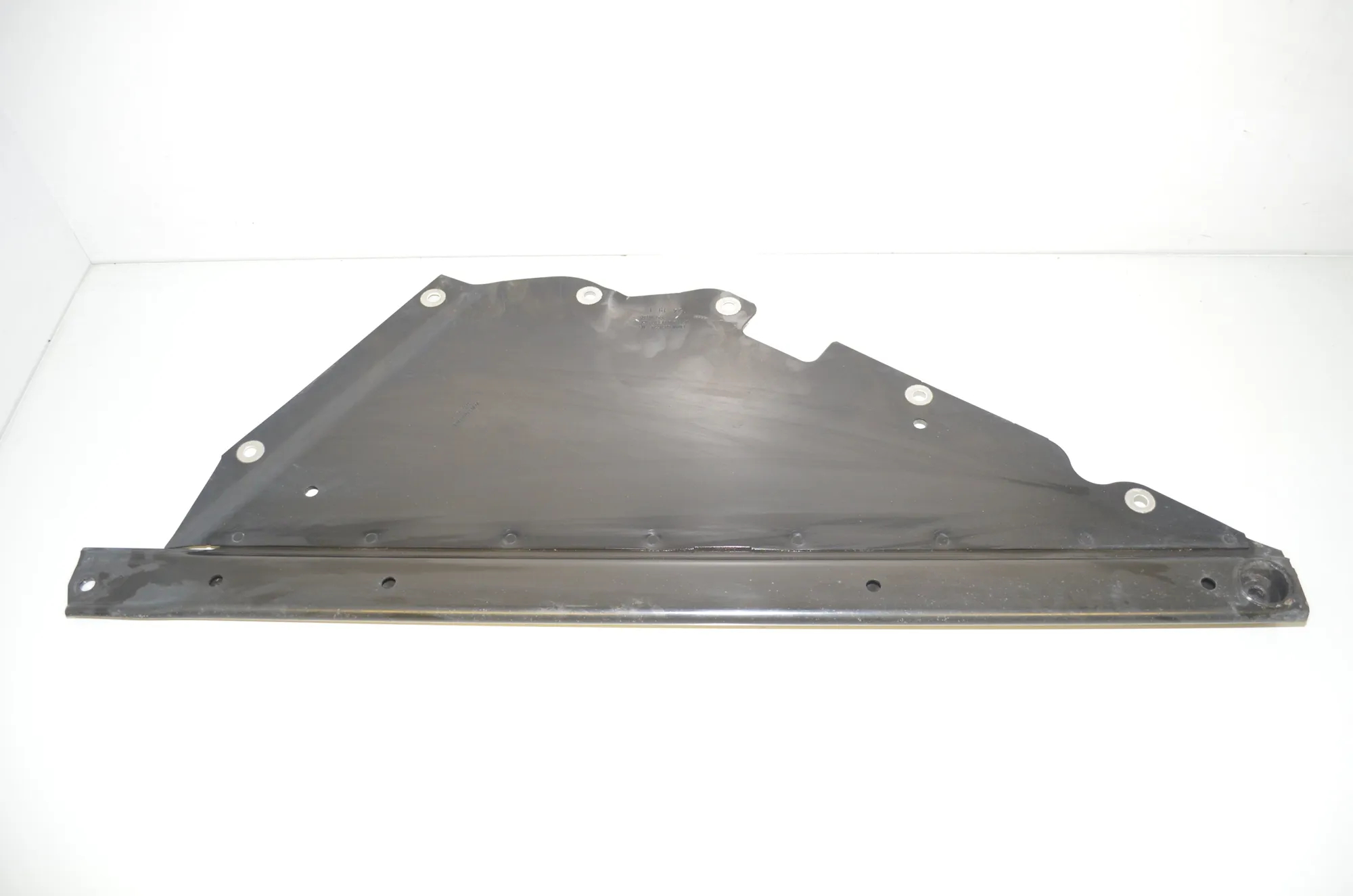 Other Underbody Cover – OEM 6859774 · BMW i3 (I01) Electric 2019 – 2