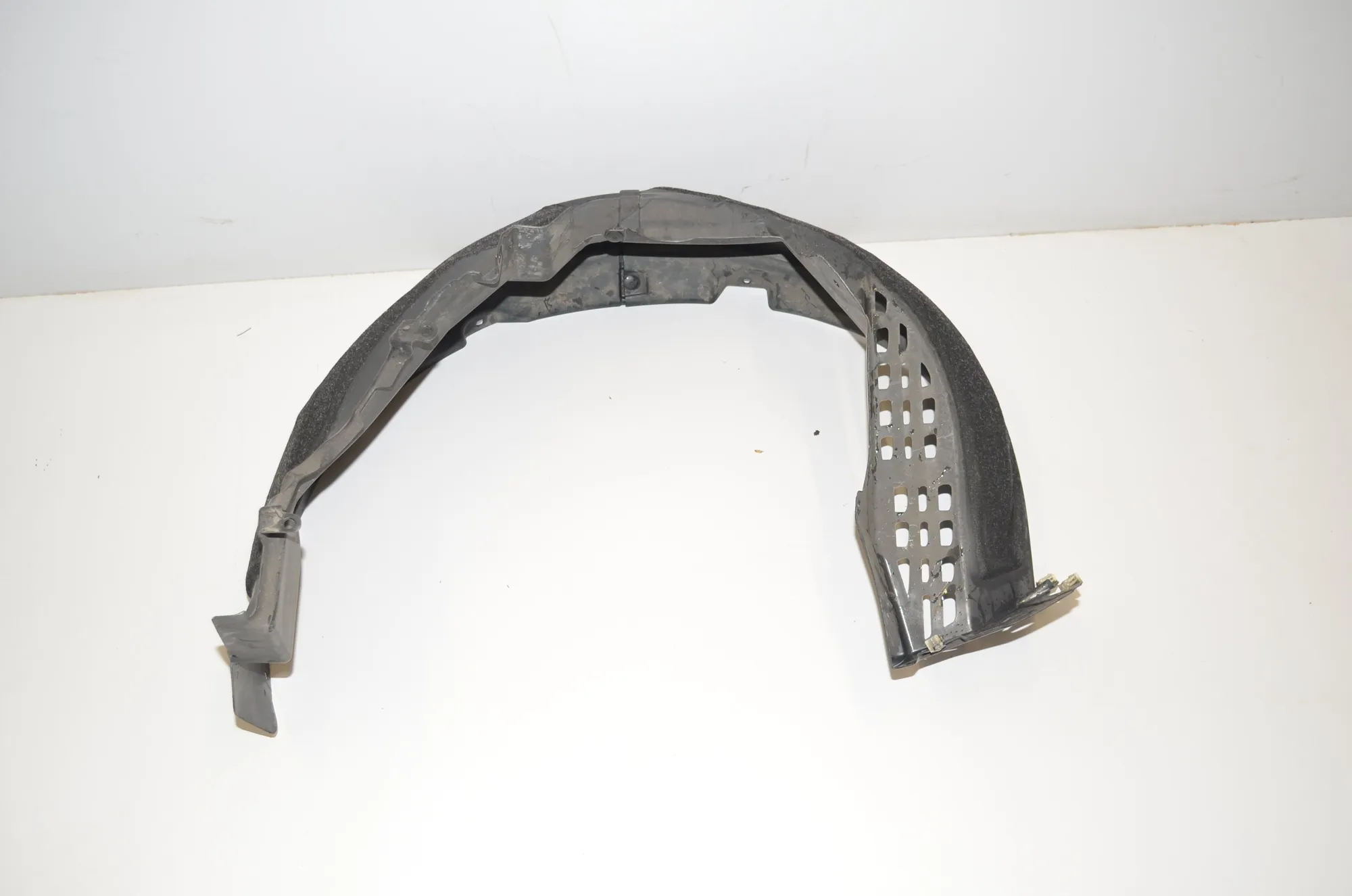 Rear Right Arch Liner – OEM 7394078 · BMW i3 (I01) Electric 2019 – 3