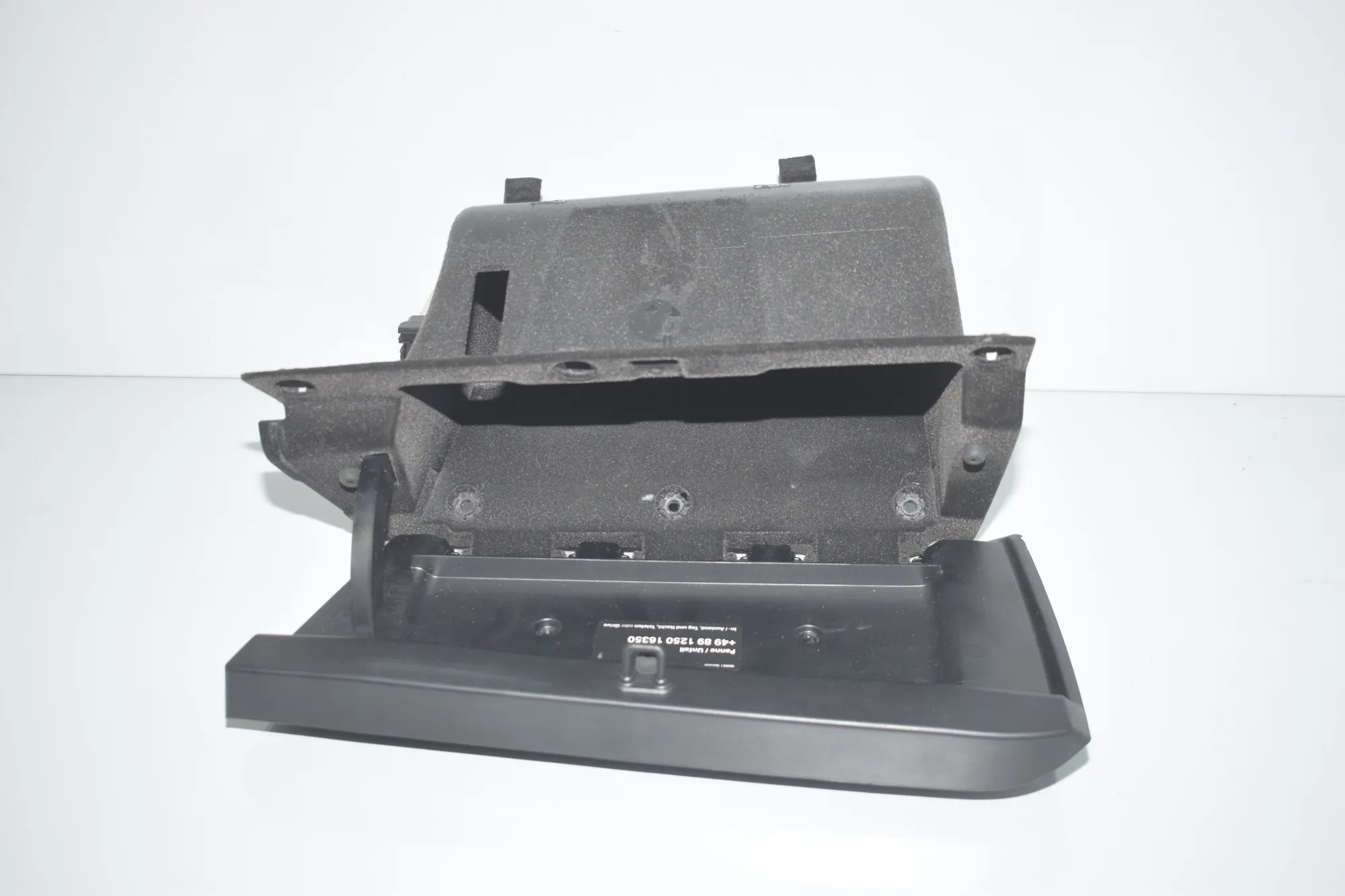 Glove Compartment – OEM 9283011 · BMW i3 (I01) Electric 2019