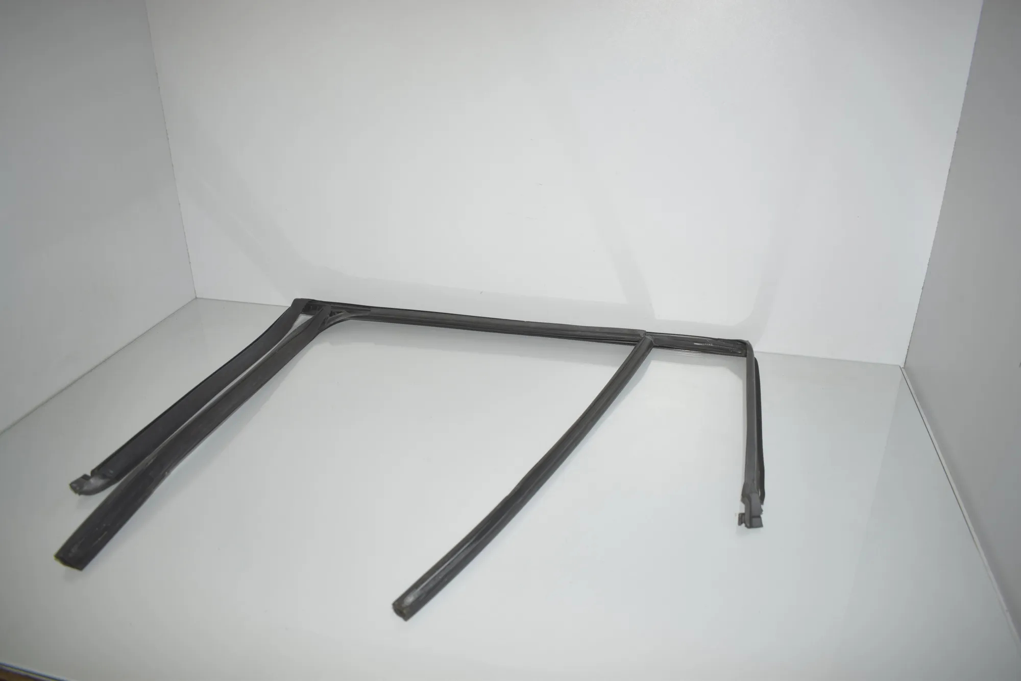 Rear Right Door Rubber Seal – OEM 7311266 · BMW X3 (F25) xDrive 20 d 2012 – 2