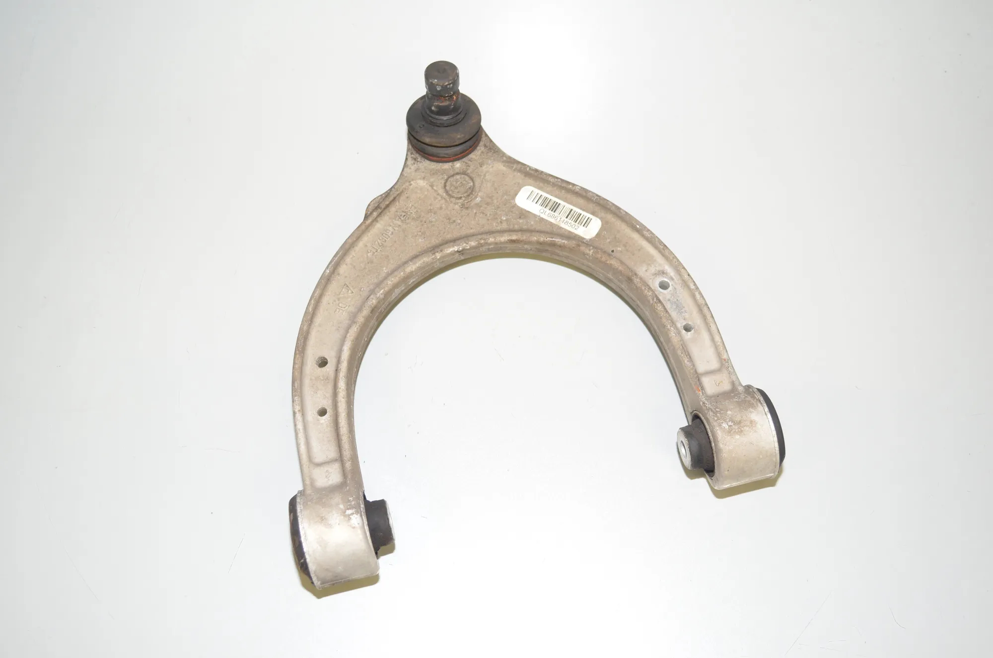 Front Left Upper Control Arm – OEM 6861185 · BMW 5 (G30) (2016 - -) 520 i 2018 – 3