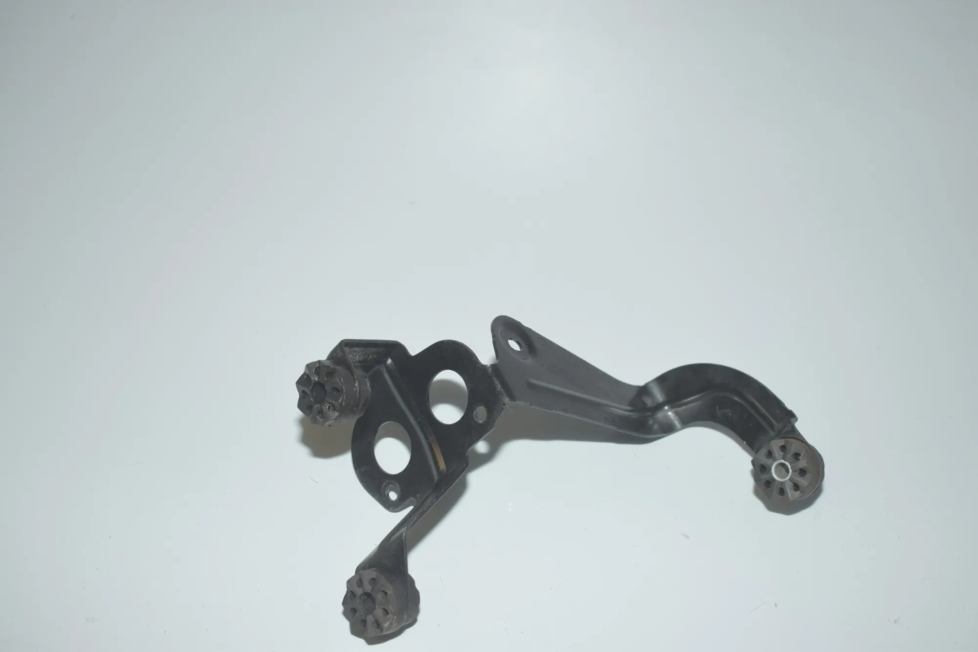 ABS Pump Holder – OEM 6798904 · BMW 3 Gran Turismo (F34) 320 d 2014 – 4