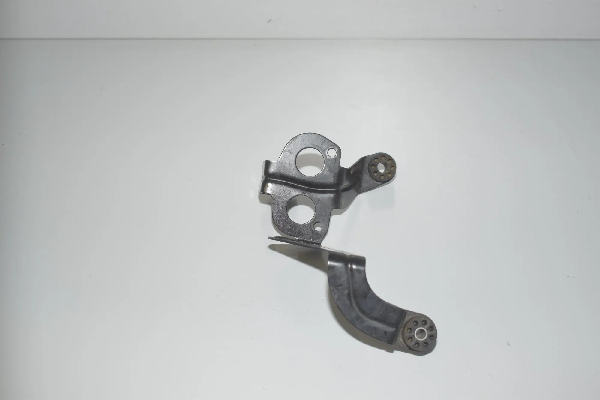 ABS Pump Holder – OEM 6798904 · BMW 3 Gran Turismo (F34) 320 d 2014 – 2