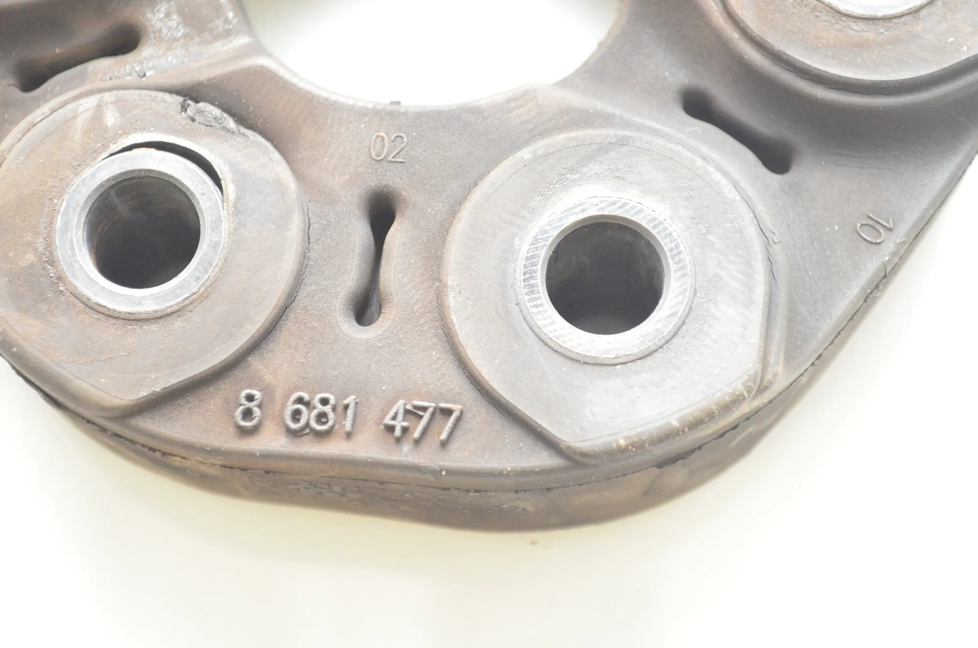 Propshaft Flange – OEM 8681477 · BMW 5 (G30) (2016 - -) 520 i 2018 – 4