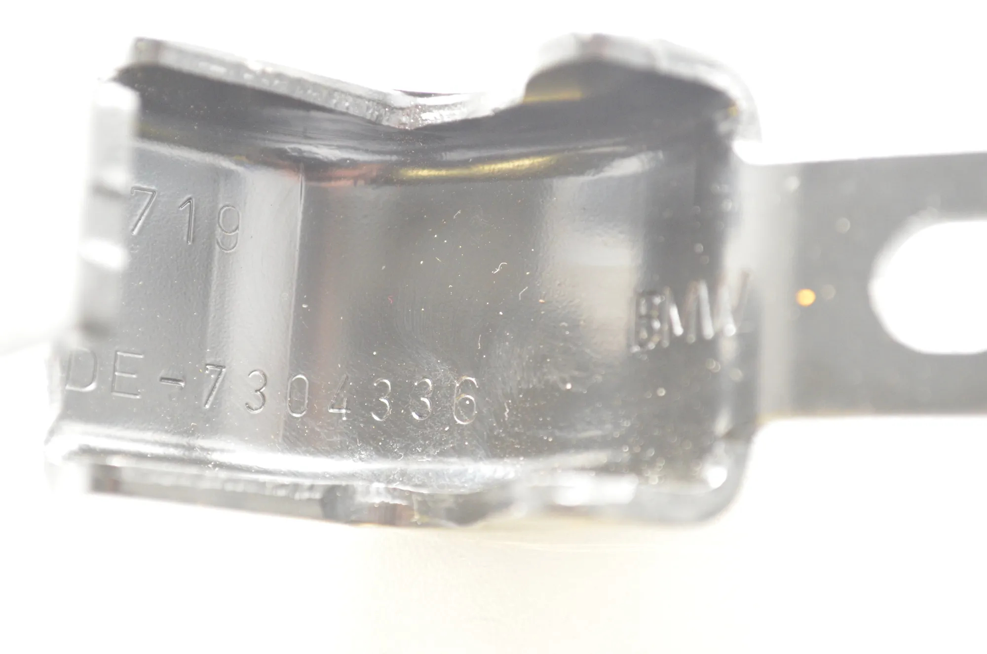Bracket – OEM 6799310 · BMW i3 (I01) Electric 2019 – 6