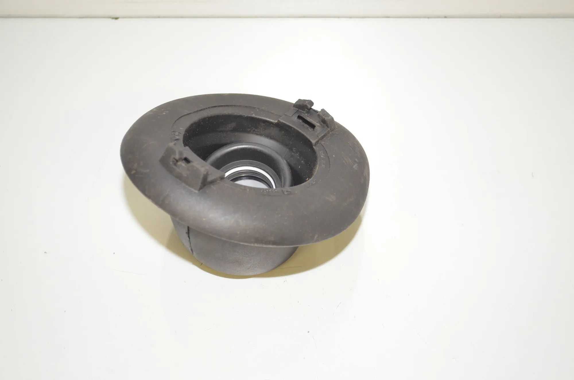 Other Body Parts – OEM 6852174 · BMW i3 (I01) Electric 2019 – 2