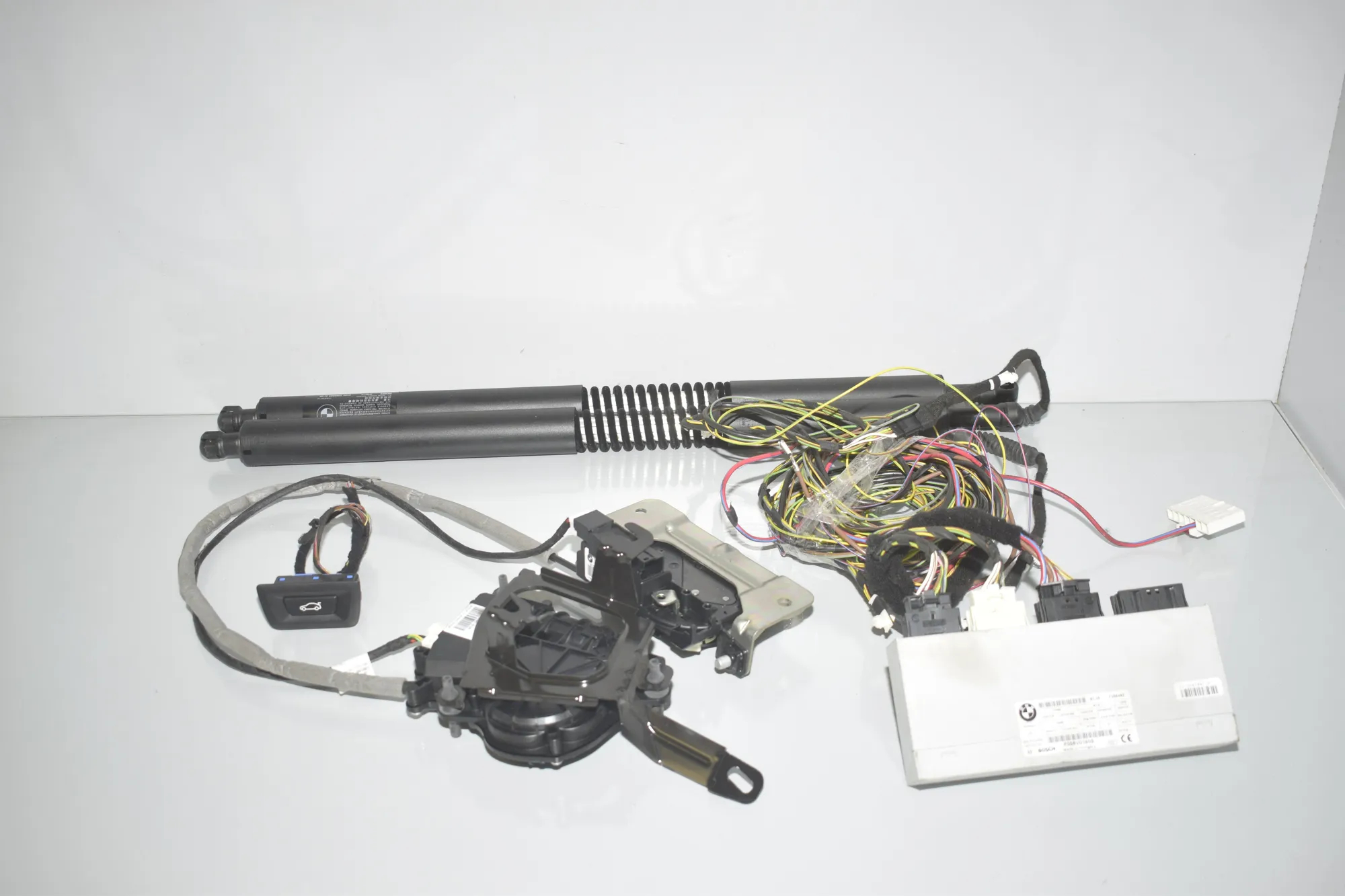 Electric Tailgate Opening Kit – OEM 7388492 · BMW 3 Gran Turismo (F34) 320 d 2014