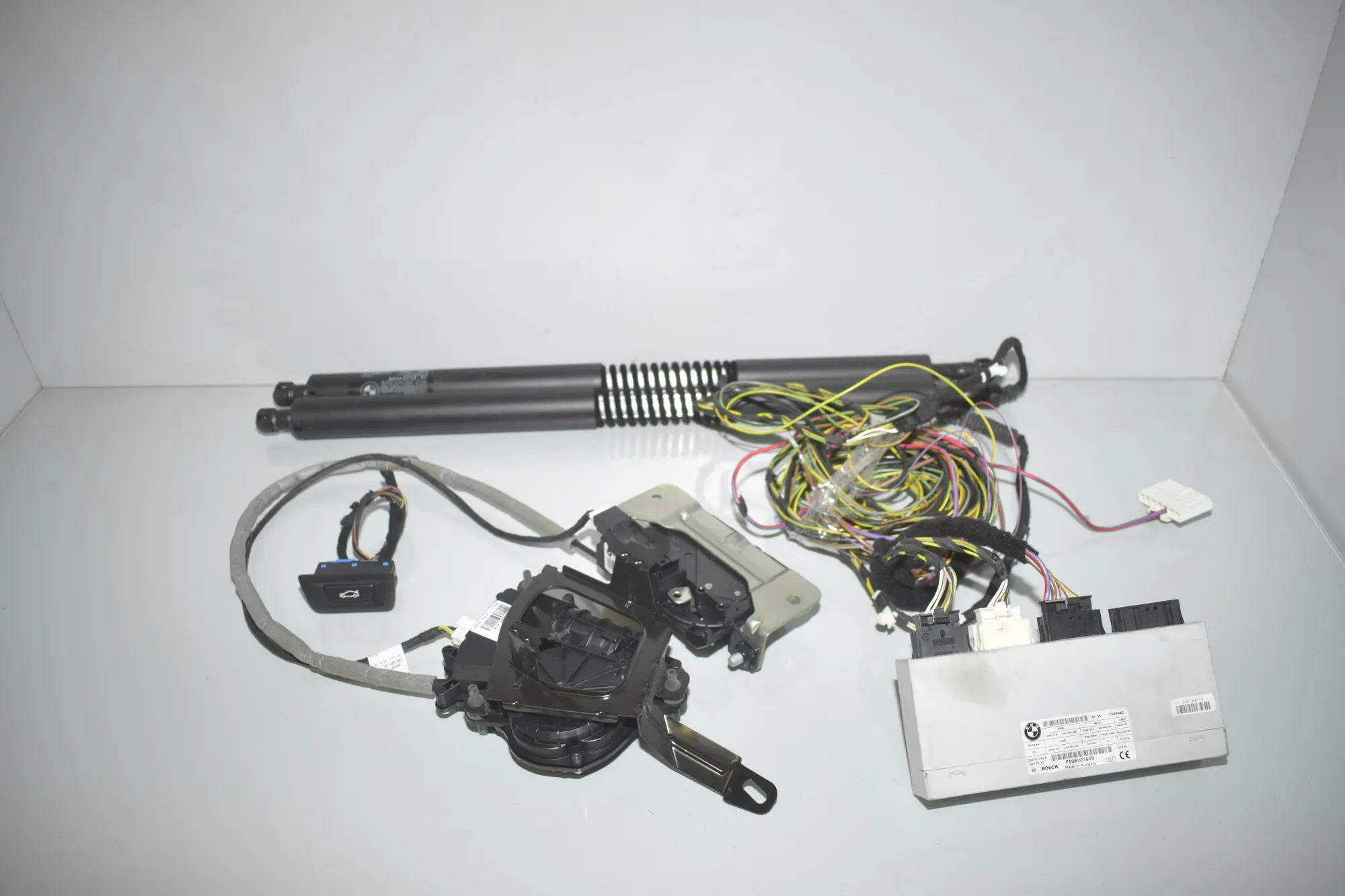 Electric Tailgate Opening Kit – OEM 7388492 · BMW 3 Gran Turismo (F34) 320 d 2014 – 2