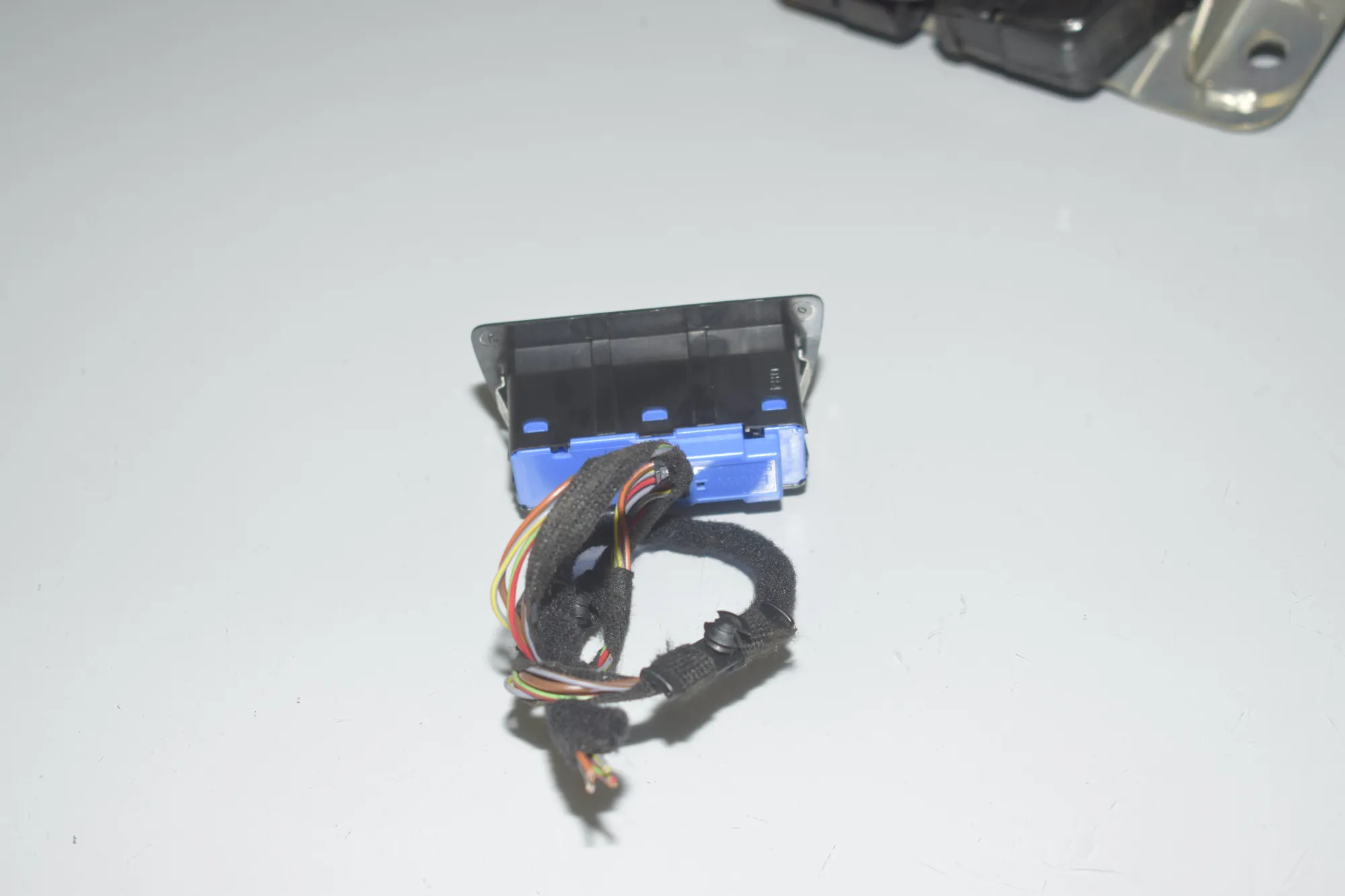 Electric Tailgate Opening Kit – OEM 7388492 · BMW 3 Gran Turismo (F34) 320 d 2014 – 8