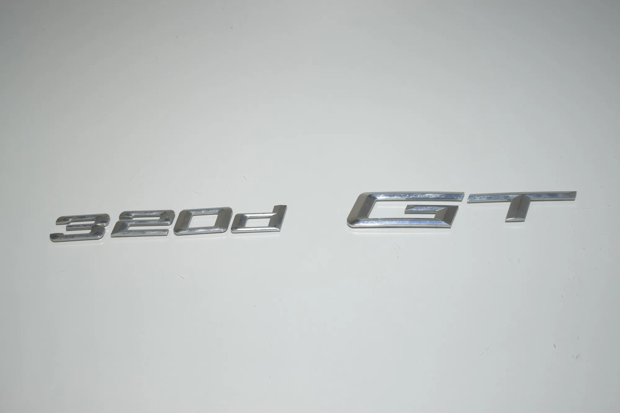 Car Manufacturer Badge Emblem – OEM 7351952 · BMW 3 Gran Turismo (F34) 320 d 2014