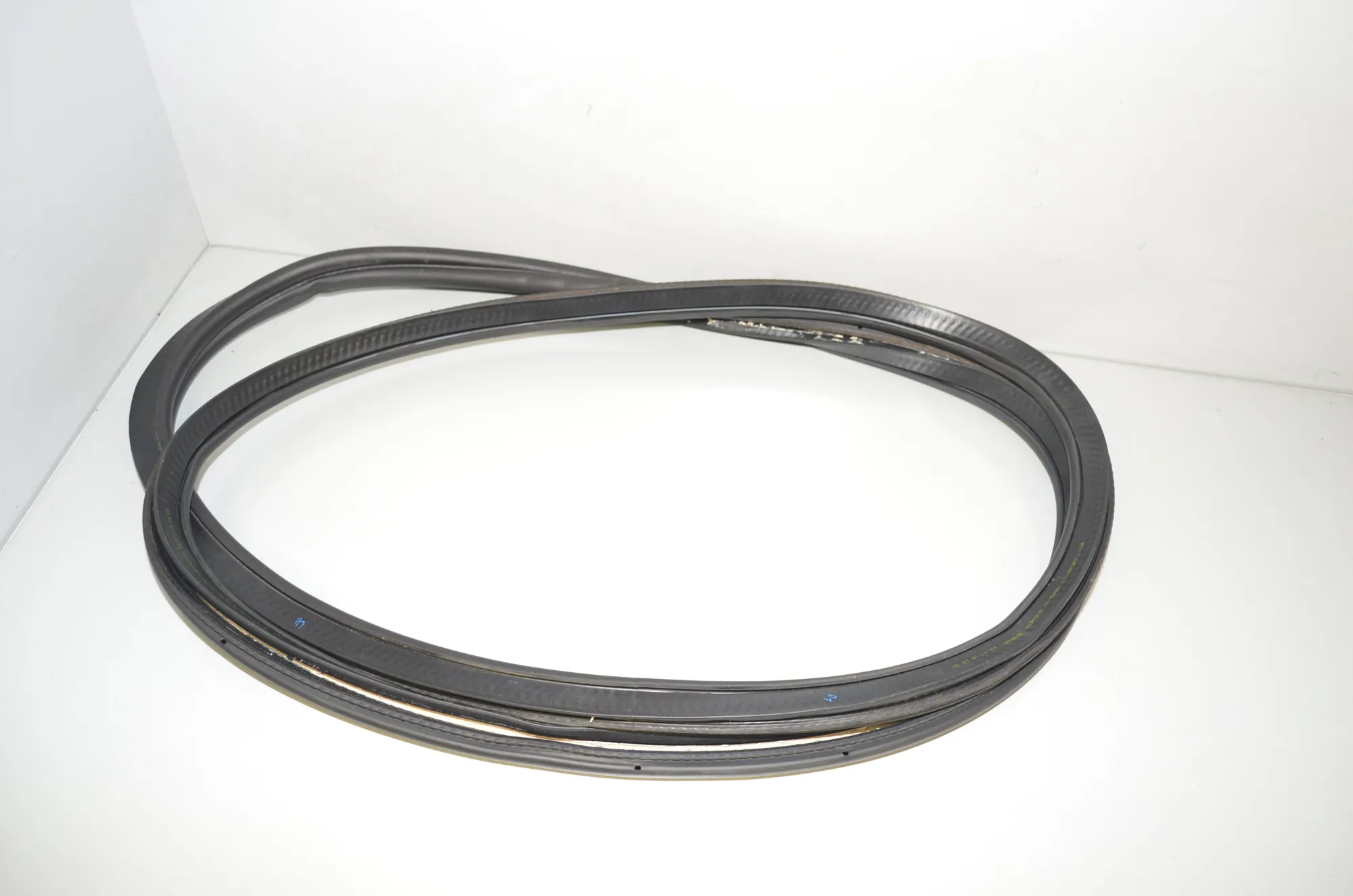 Tailgate Rubber Seal – OEM 7296906 · BMW i3 (I01) Electric 2019 – 3