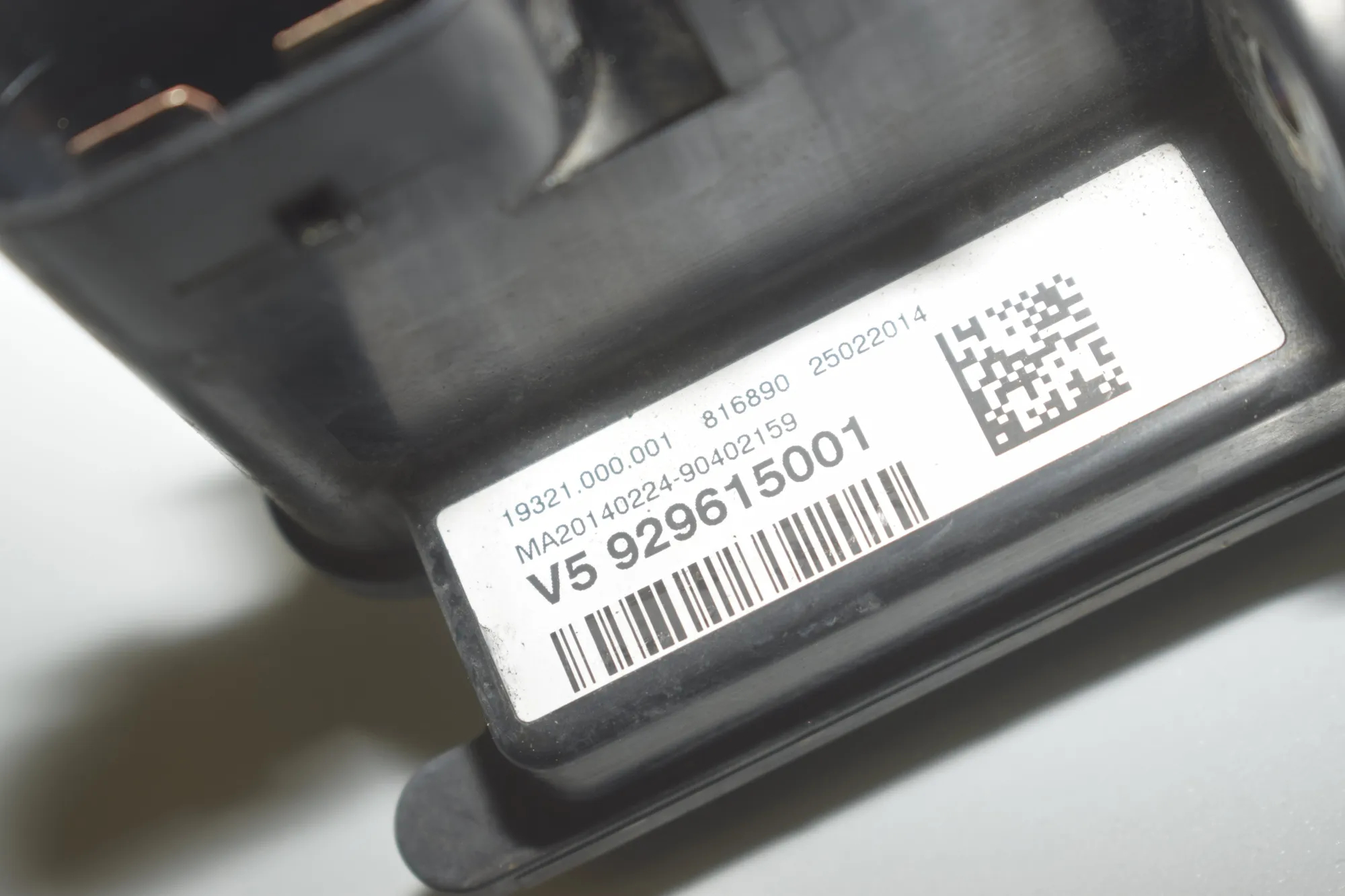 Power Distribution Unit – OEM 9296150 · BMW 3 Gran Turismo (F34) 320 d 2014 – 6