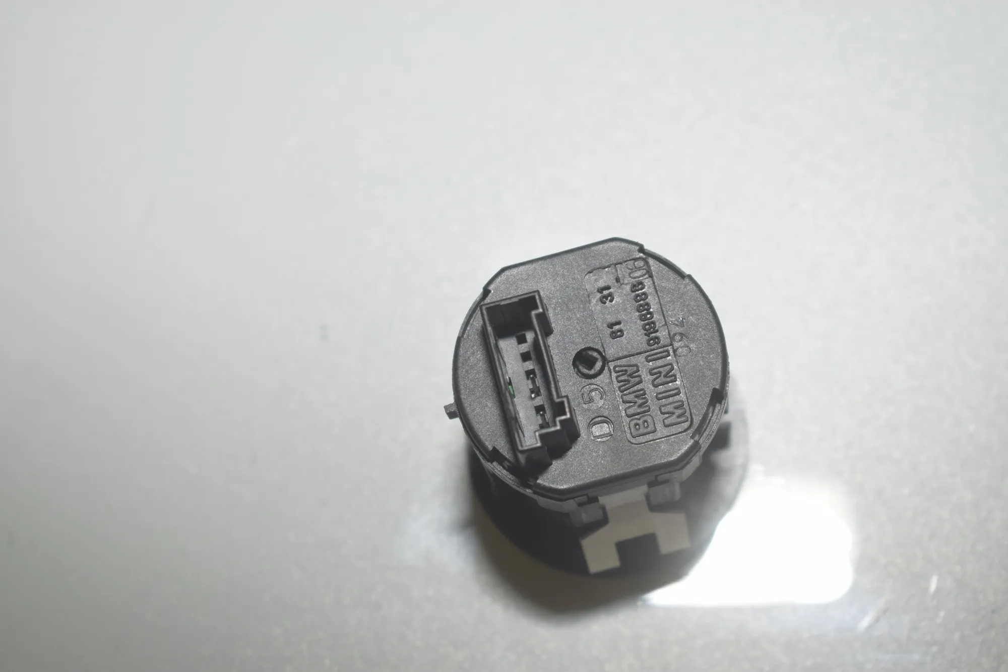 SRS Switch – OEM 9196886 · BMW 3 Gran Turismo (F34) 320 d 2014 – 3