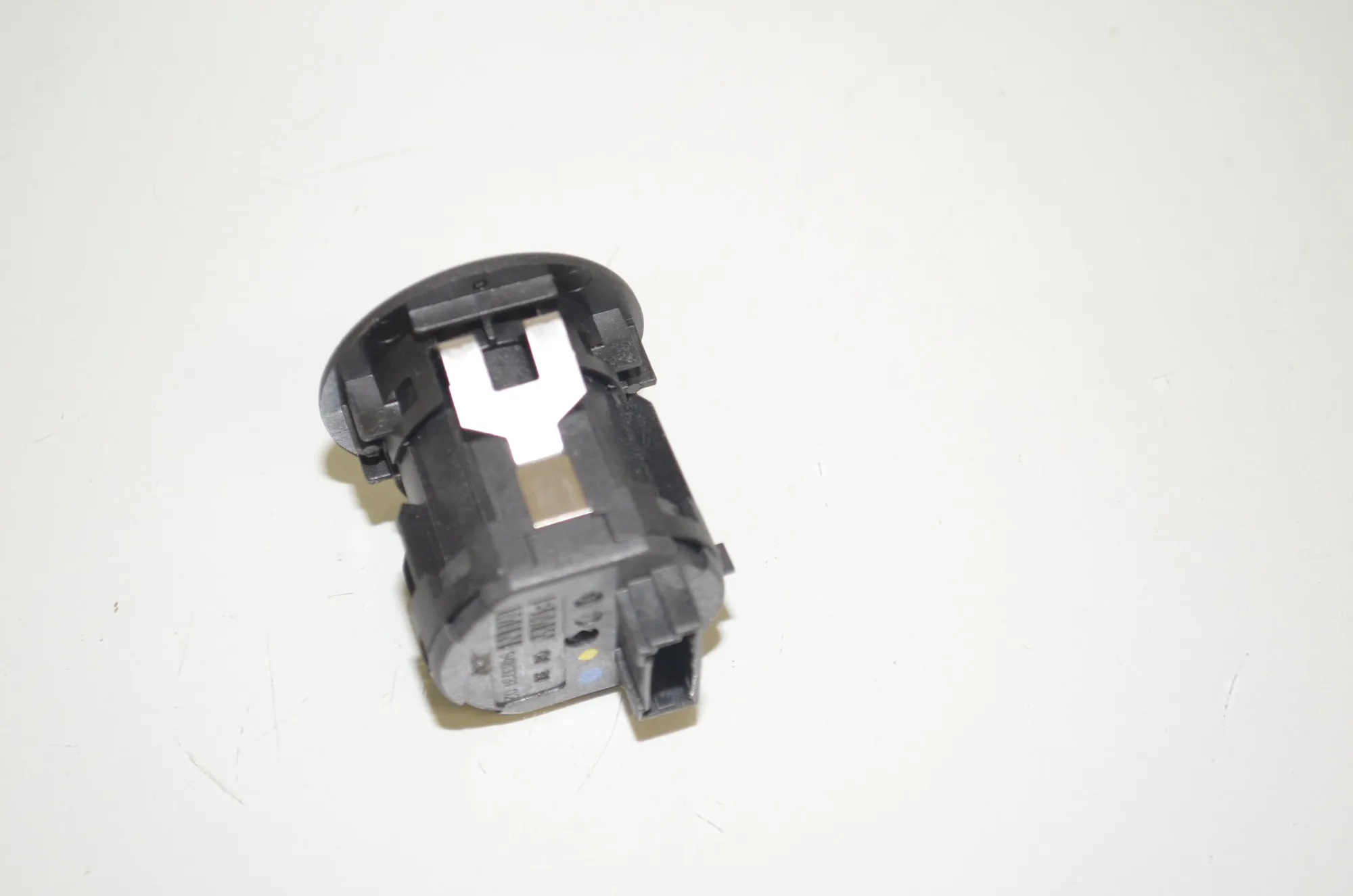 SRS Switch – OEM 9483731 · BMW i3 (I01) Electric 2019 – 2