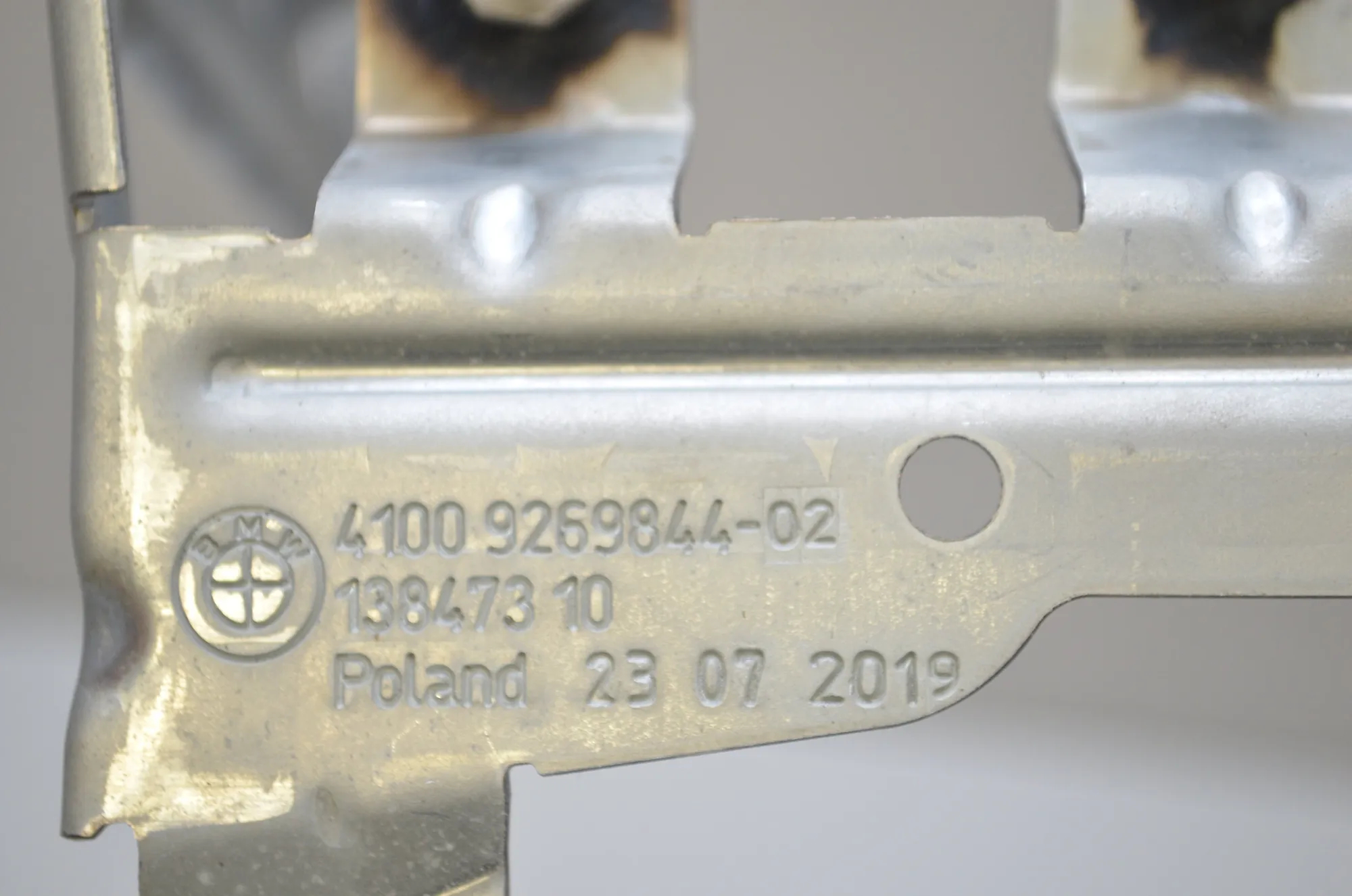 Bracket – OEM 9269844 · BMW i3 (I01) Electric 2019 – 4