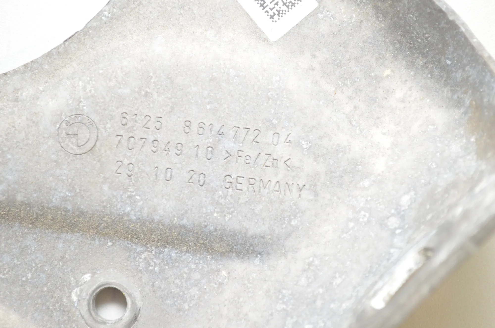 Bracket – OEM 8614772 · BMW 3 (G20, G28) (2018 - -) 330 e 2021 – 4