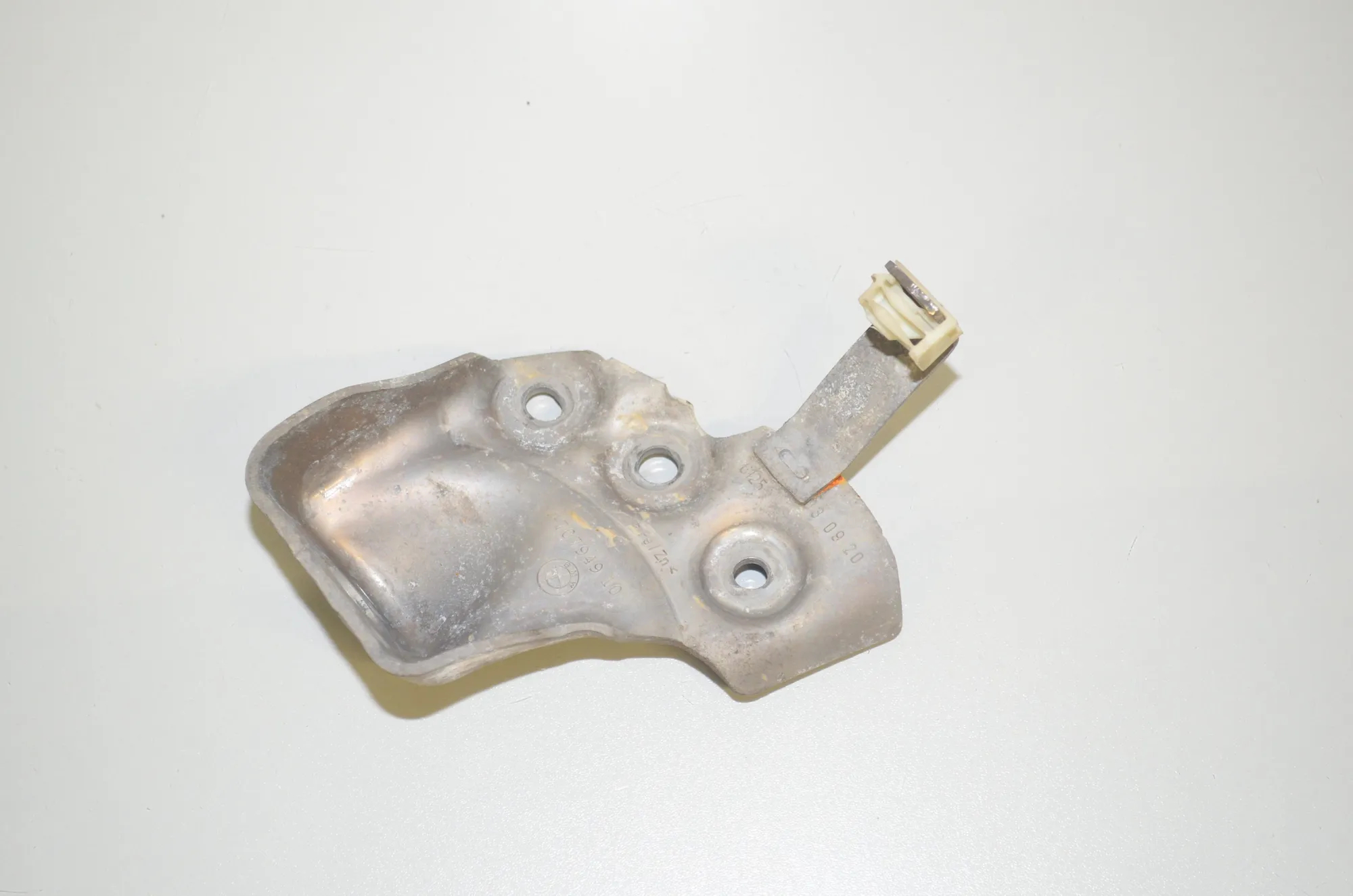 Bracket – OEM 8542214 · BMW 3 (G20, G28) (2018 - -) 330 e 2021