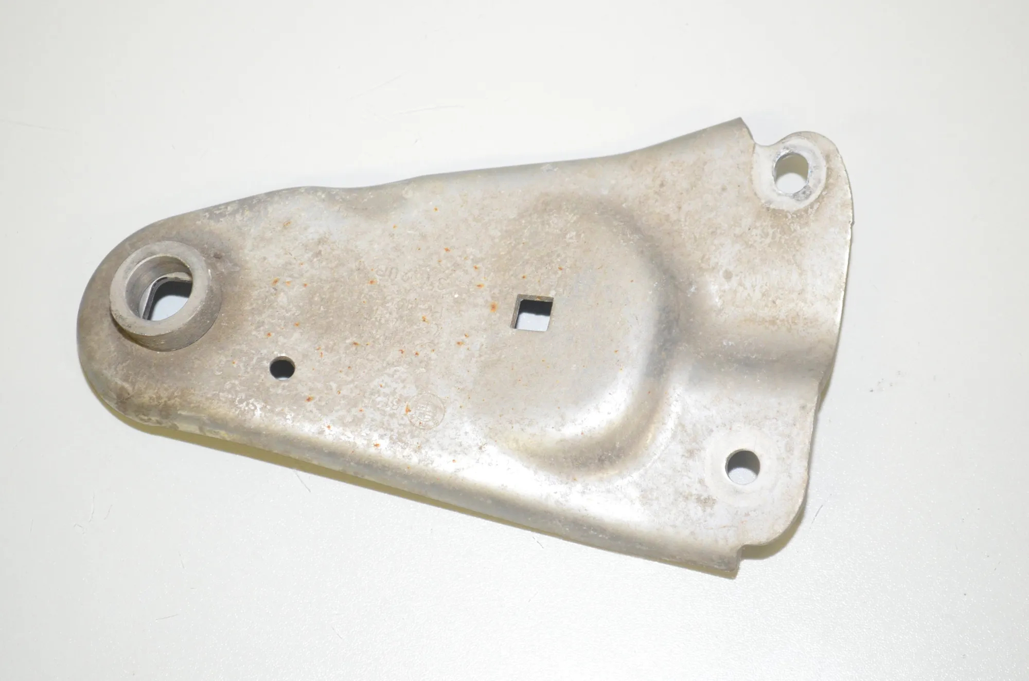 Bracket – OEM 8687787 · BMW 3 (G20, G28) (2018 - -) 330 e 2021