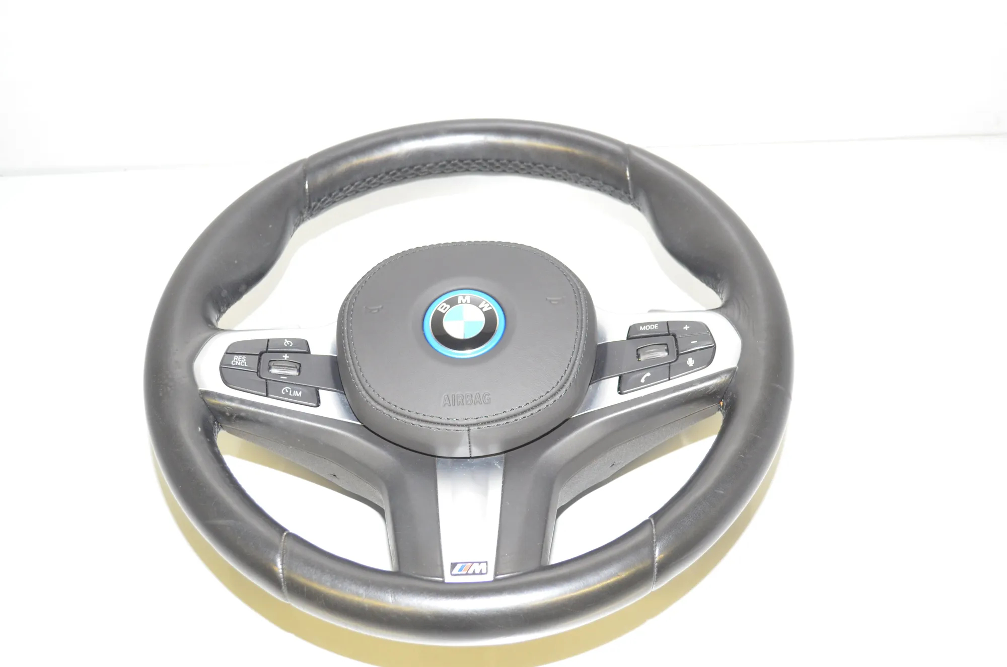 Steering Wheel – OEM 32308008179 · BMW 5 (G30) (2016 - -) 520 i 2018