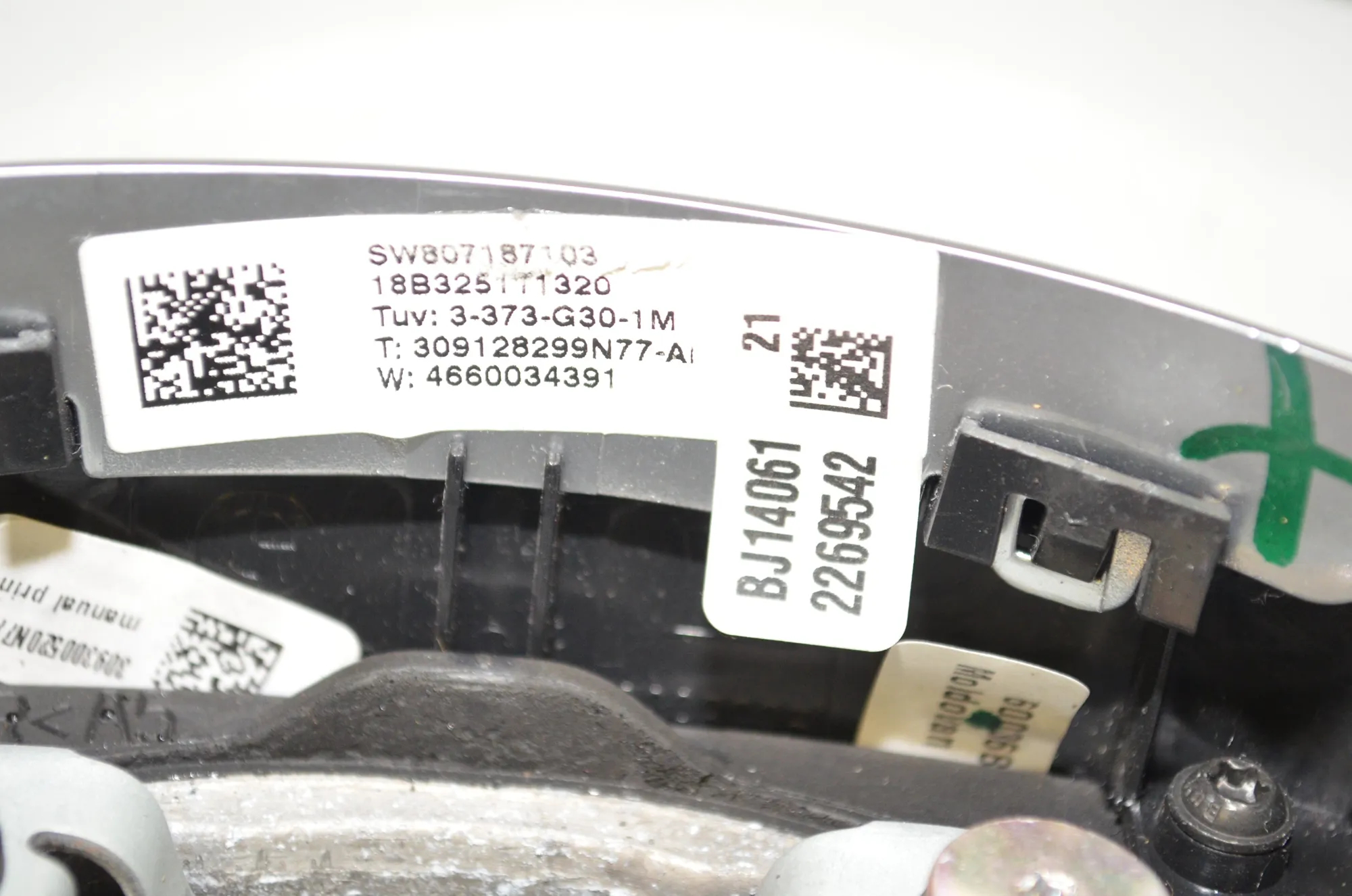 Steering Wheel – OEM 32308008179 · BMW 5 (G30) (2016 - -) 520 i 2018 – 7