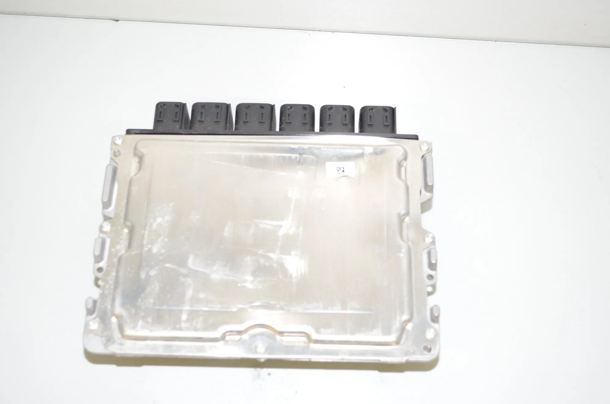 Engine Control Unit – OEM 9454491 · BMW 5 (G30) (2016 - -) 520 i 2018 – 3