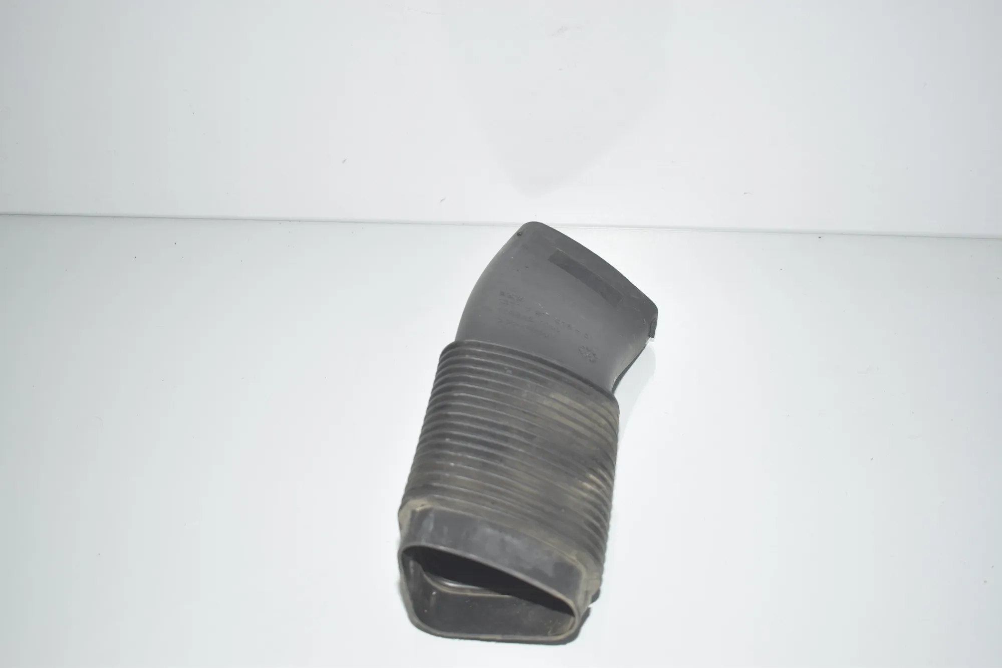 Air Intake Tube – OEM 7811018 · BMW X3 (F25) xDrive 20 d 2012 – 2