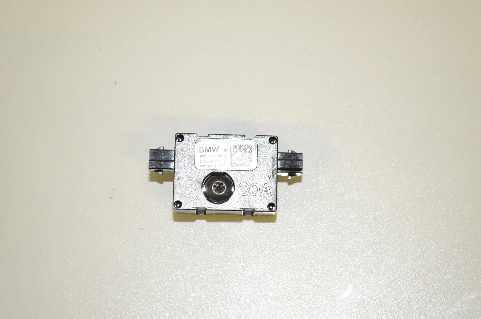 Other Control Units – OEM 65209325724 · BMW 5 (G30) (2016 - -) 520 i 2018