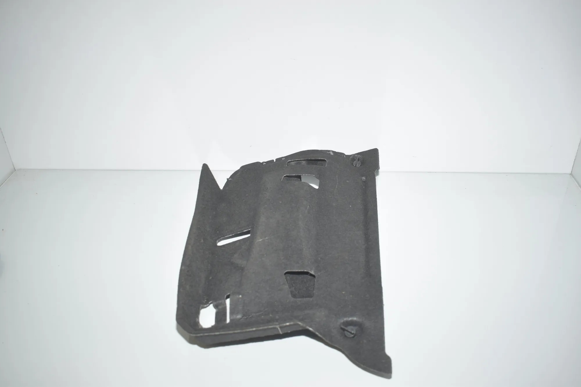 Dashboard Lower Trim – OEM 9329541 · BMW 5 (G30) (2016 - -) 520 i 2018 – 2