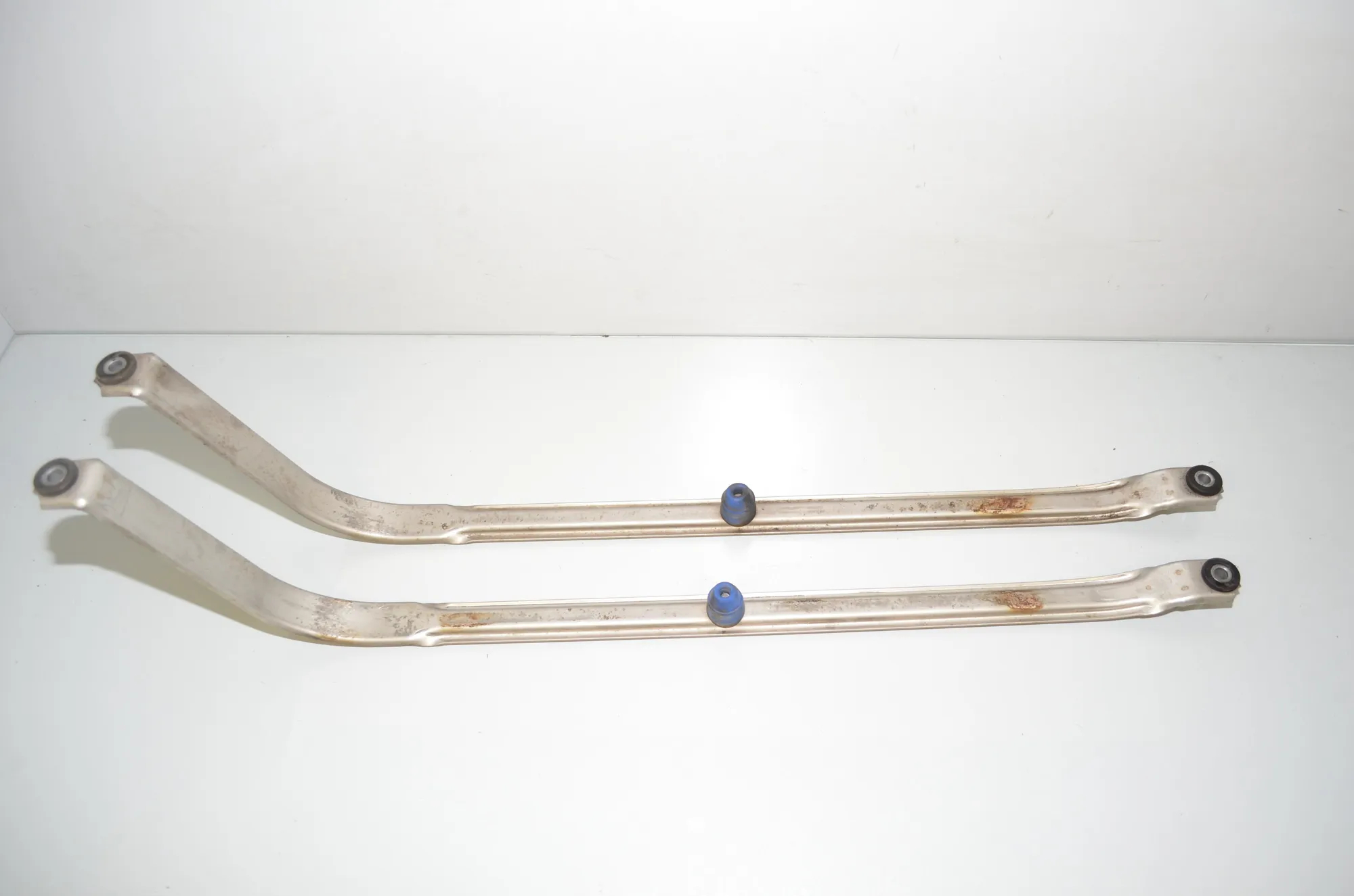 Fuel Tank Holder – OEM 7354283 · BMW 5 (G30) (2016 - -) 520 i 2018