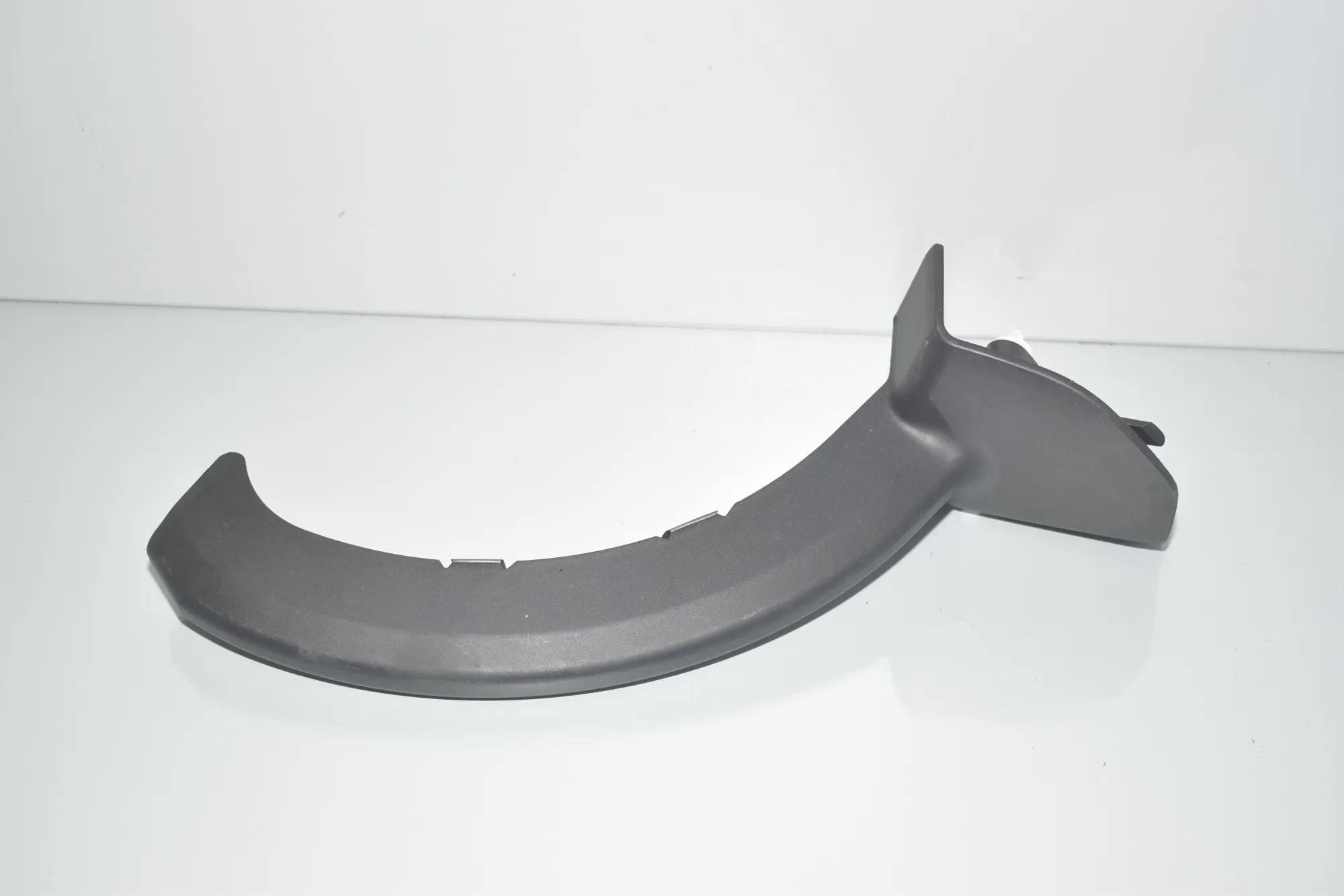 Hinge Trim – OEM 7383563 · BMW 5 (G30) (2016 - -) 520 i 2018