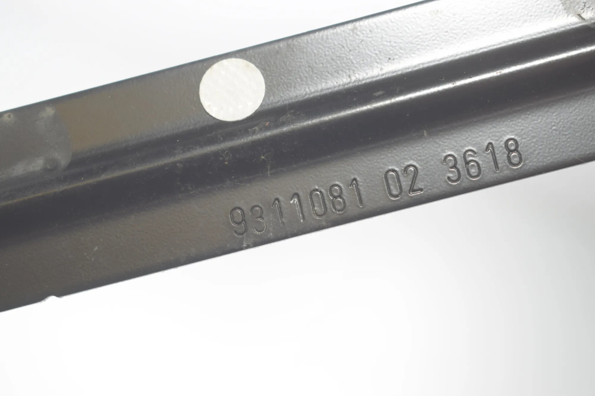 Bracket – OEM 9311081 · BMW 5 (G30) (2016 - -) 520 i 2018 – 4