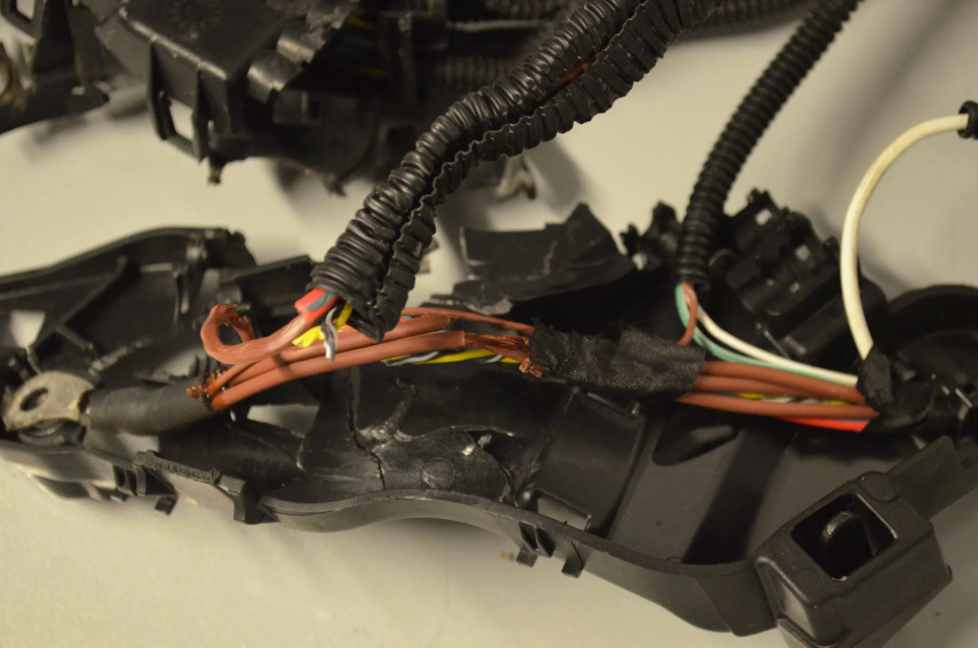 Engine Cable Harness – OEM 8482321 · BMW 5 (G30) (2016 - -) 520 i 2018 – 2