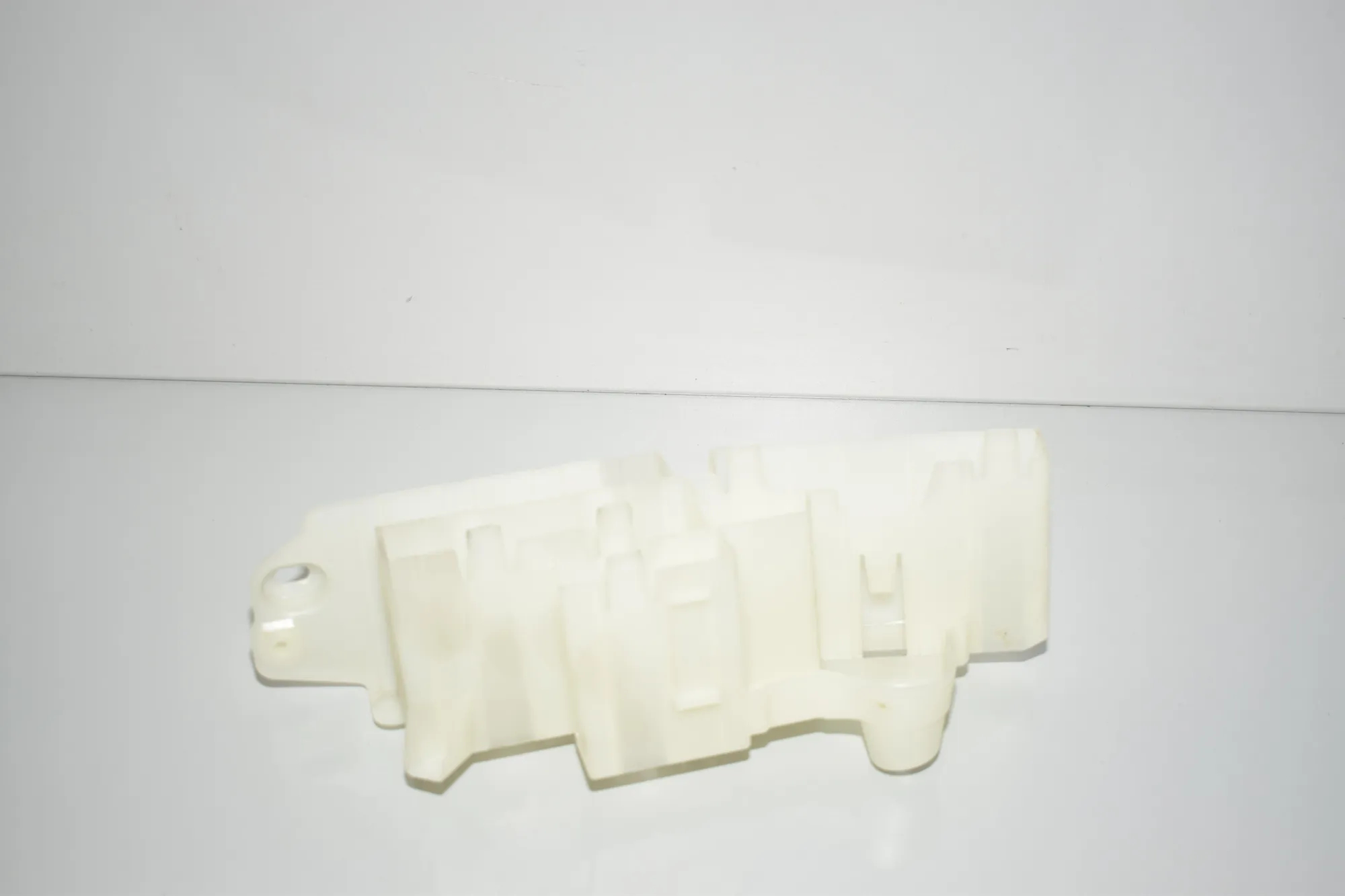 Bracket – OEM 9357552 · BMW 5 (G30) (2016 - -) 520 i 2018