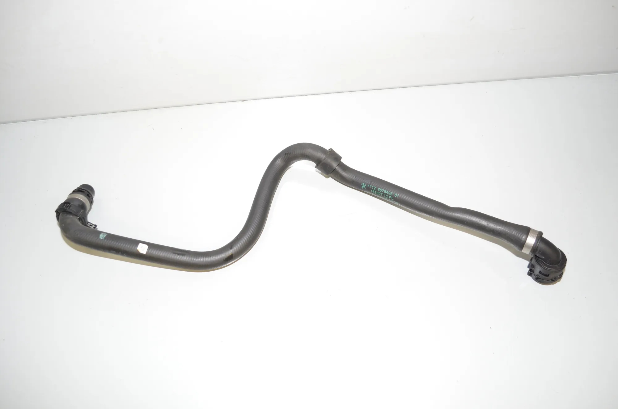Coolant Hose Pipe – OEM 8678496 · BMW 5 (G30) (2016 - -) 520 i 2018 – 3
