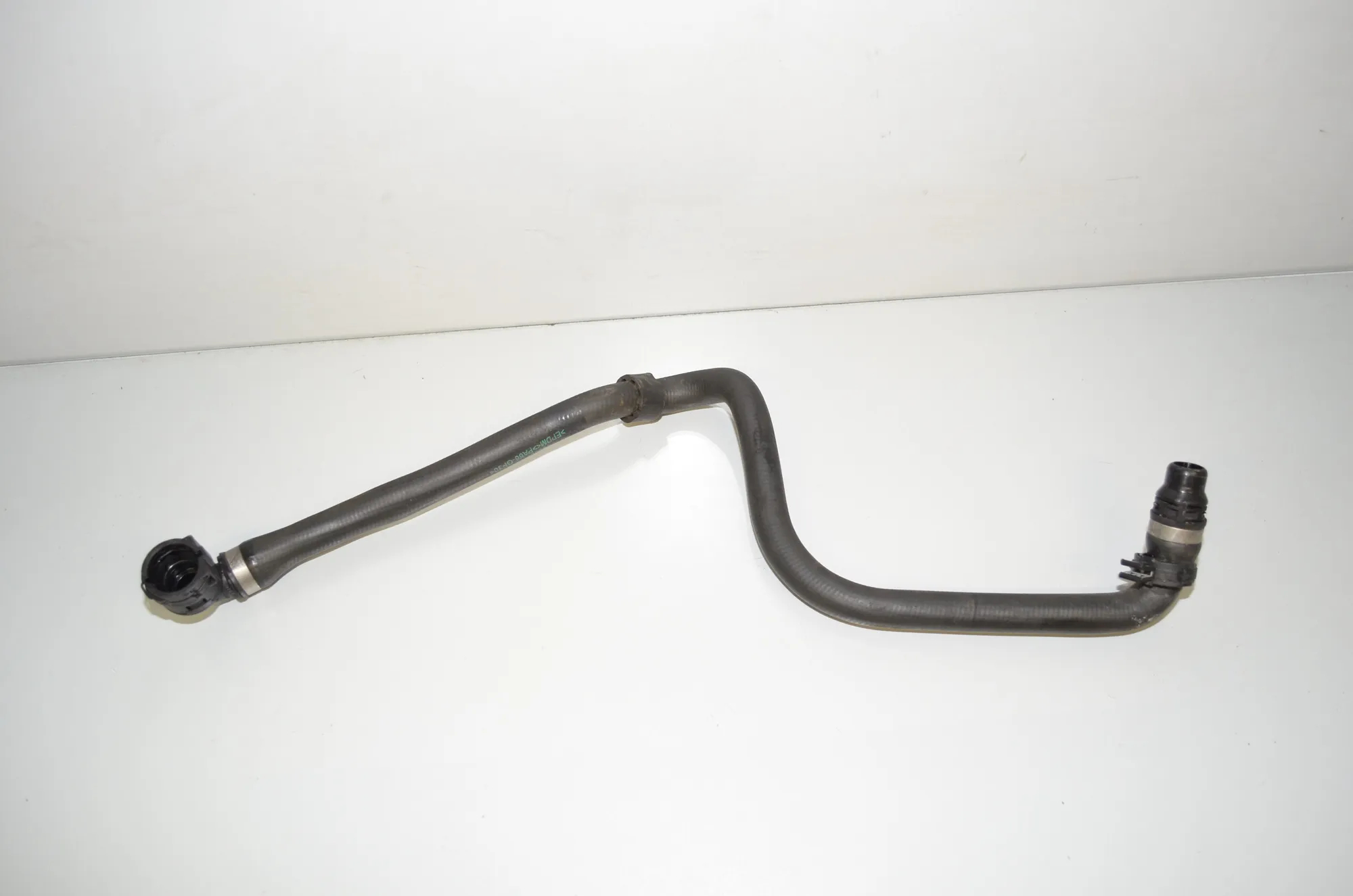 Coolant Hose Pipe – OEM 8678496 · BMW 5 (G30) (2016 - -) 520 i 2018