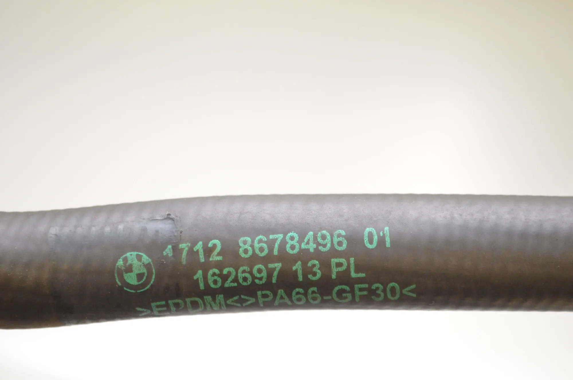 Coolant Hose Pipe – OEM 8678496 · BMW 5 (G30) (2016 - -) 520 i 2018 – 4