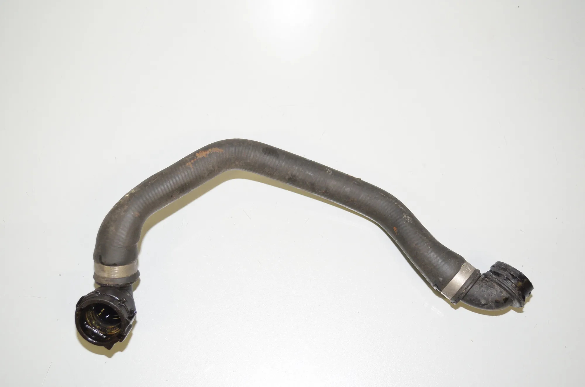 Coolant Hose Pipe – OEM 8678493 · BMW 5 (G30) (2016 - -) 520 i 2018 – 3